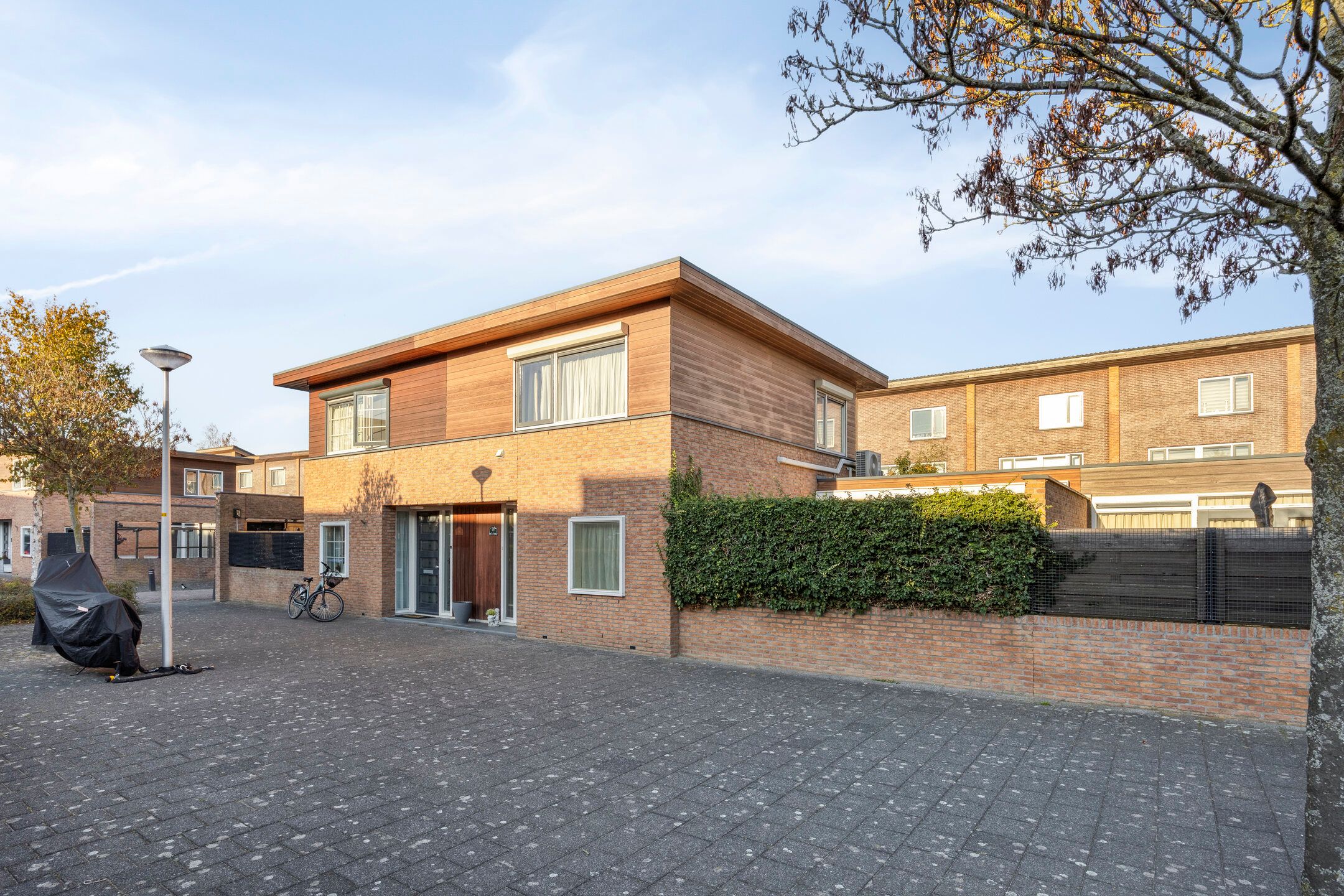 Foto van Douwes Dekkerlaan 11, Bergschenhoek