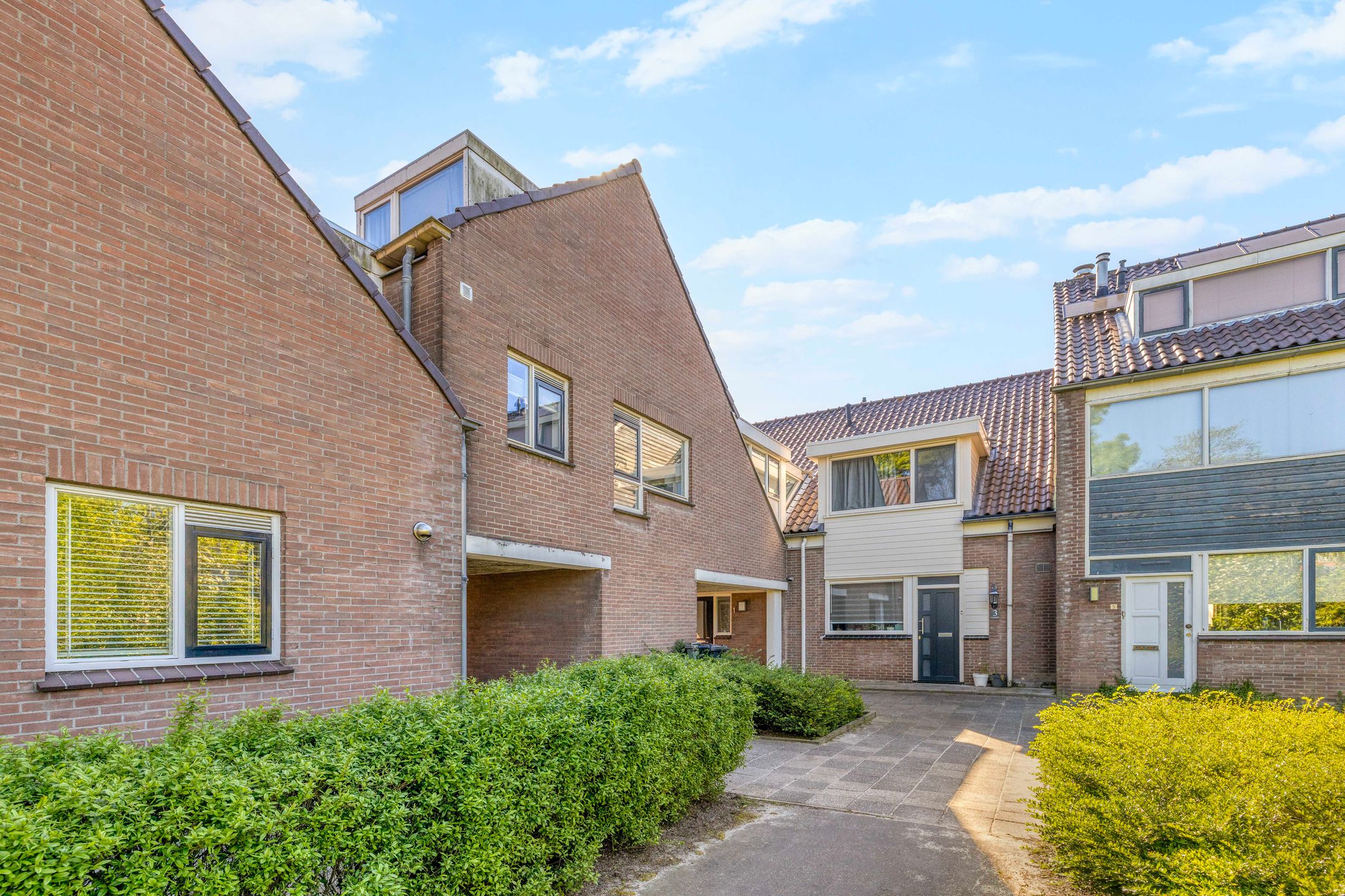 Foto van Lijsterbes 16, Naaldwijk