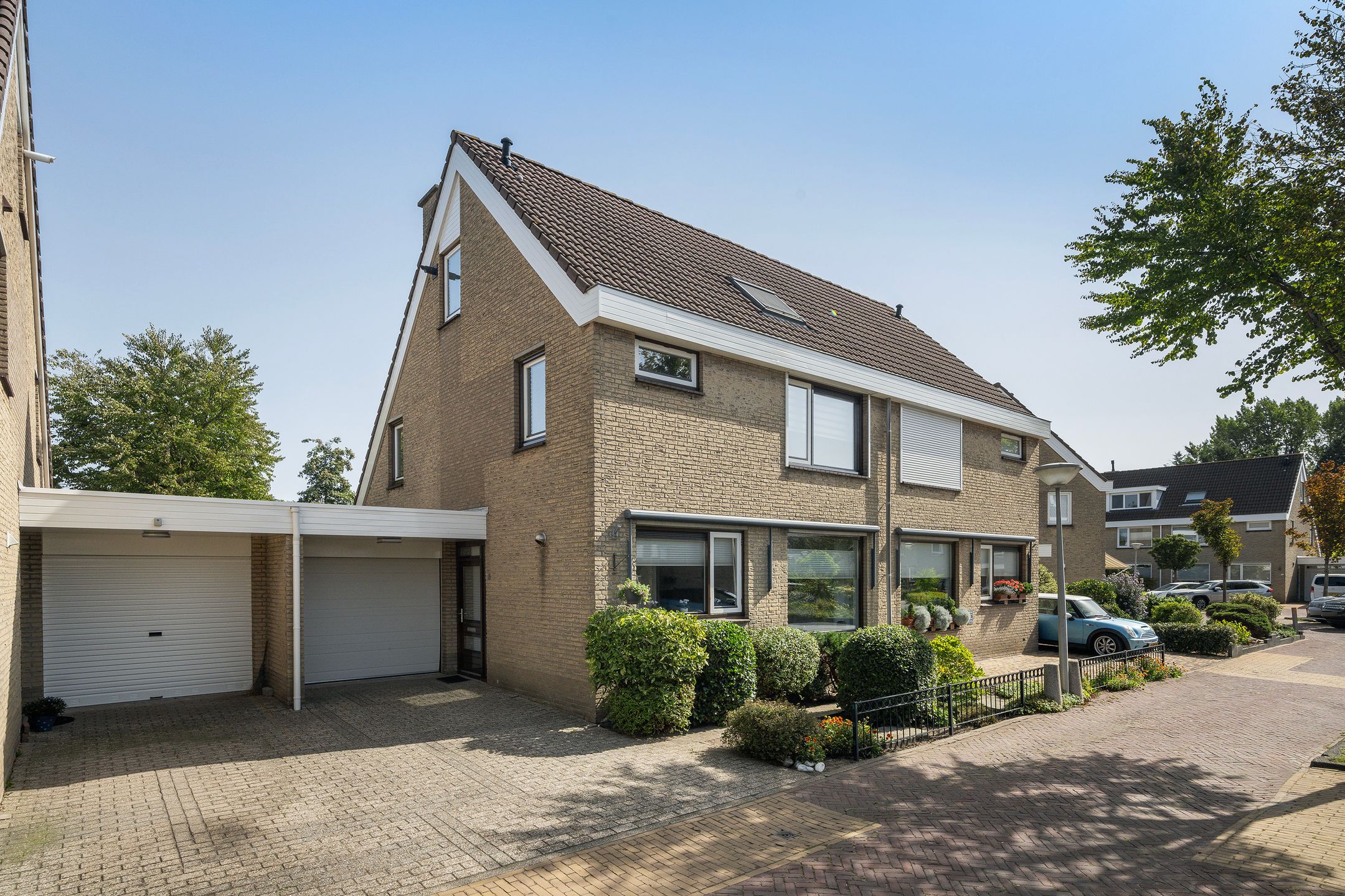 Foto van Van Houtenstraat 5, Naaldwijk