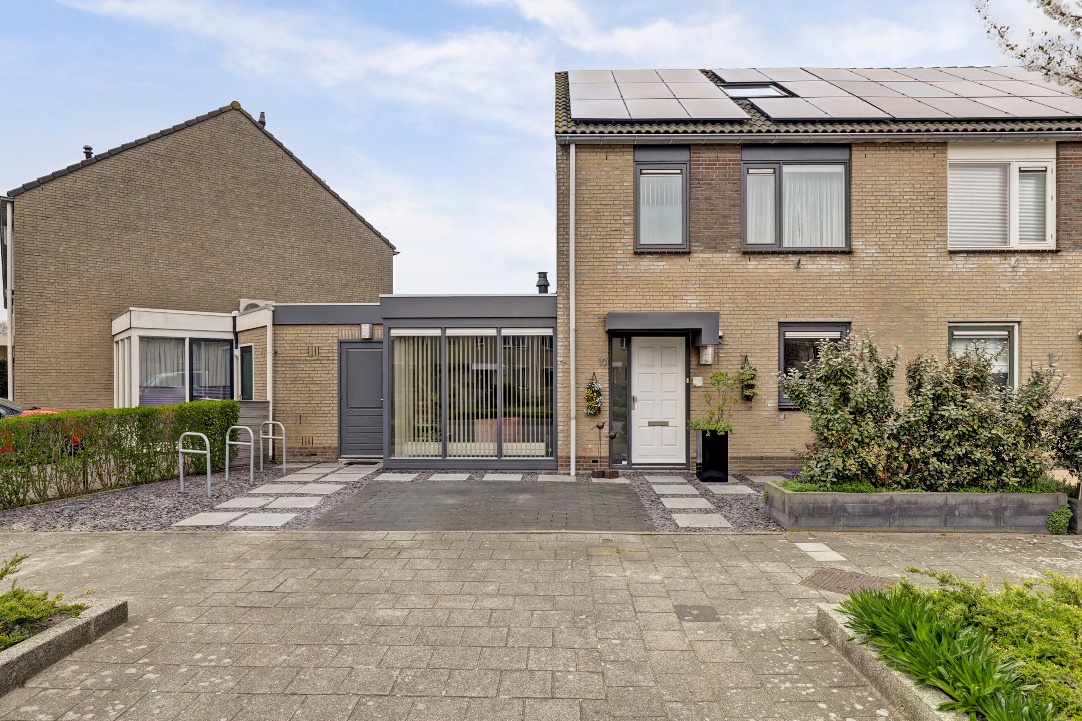 Foto van Aalbersestraat 10, Naaldwijk