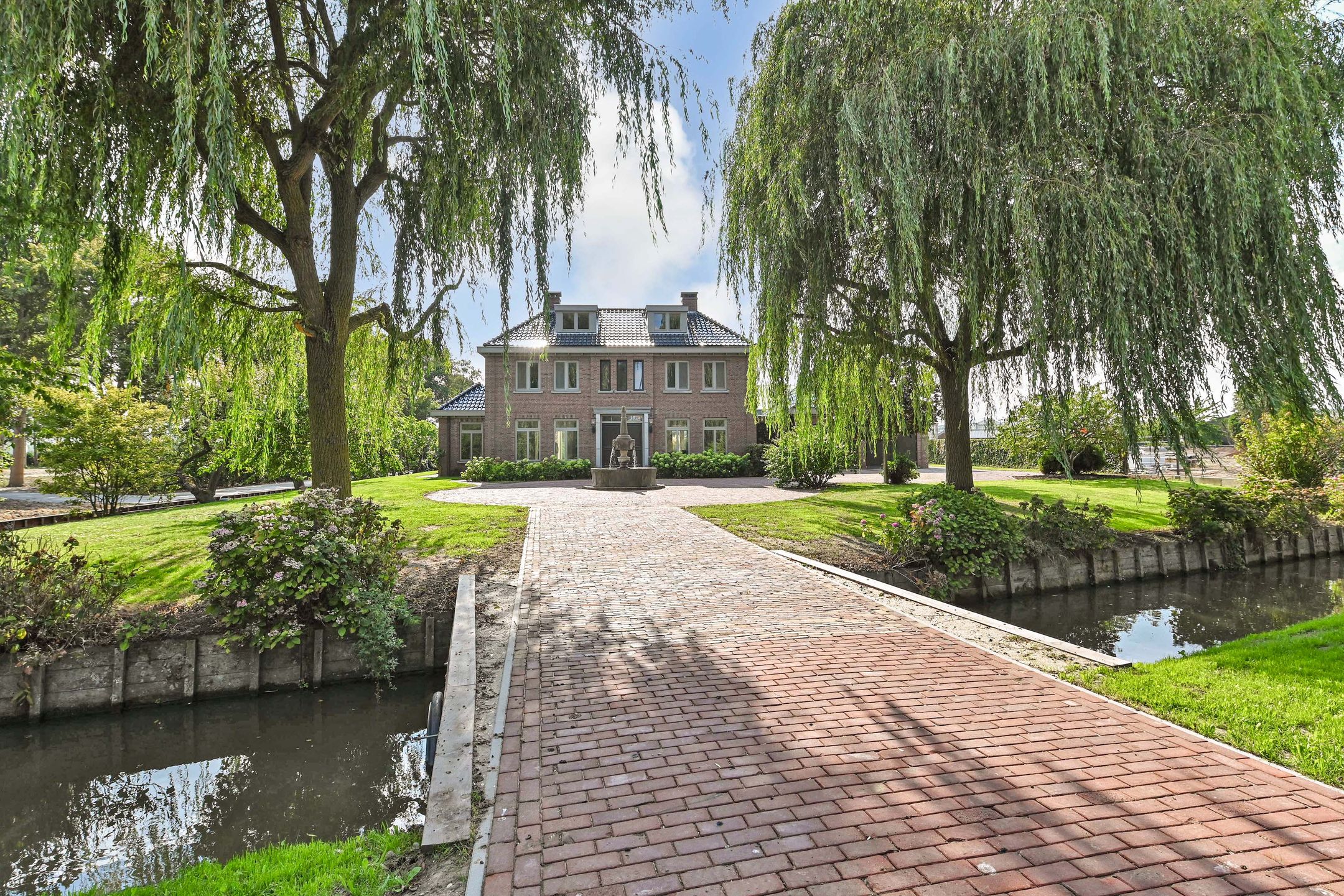 Foto van Maasdijk 14, Maasdijk