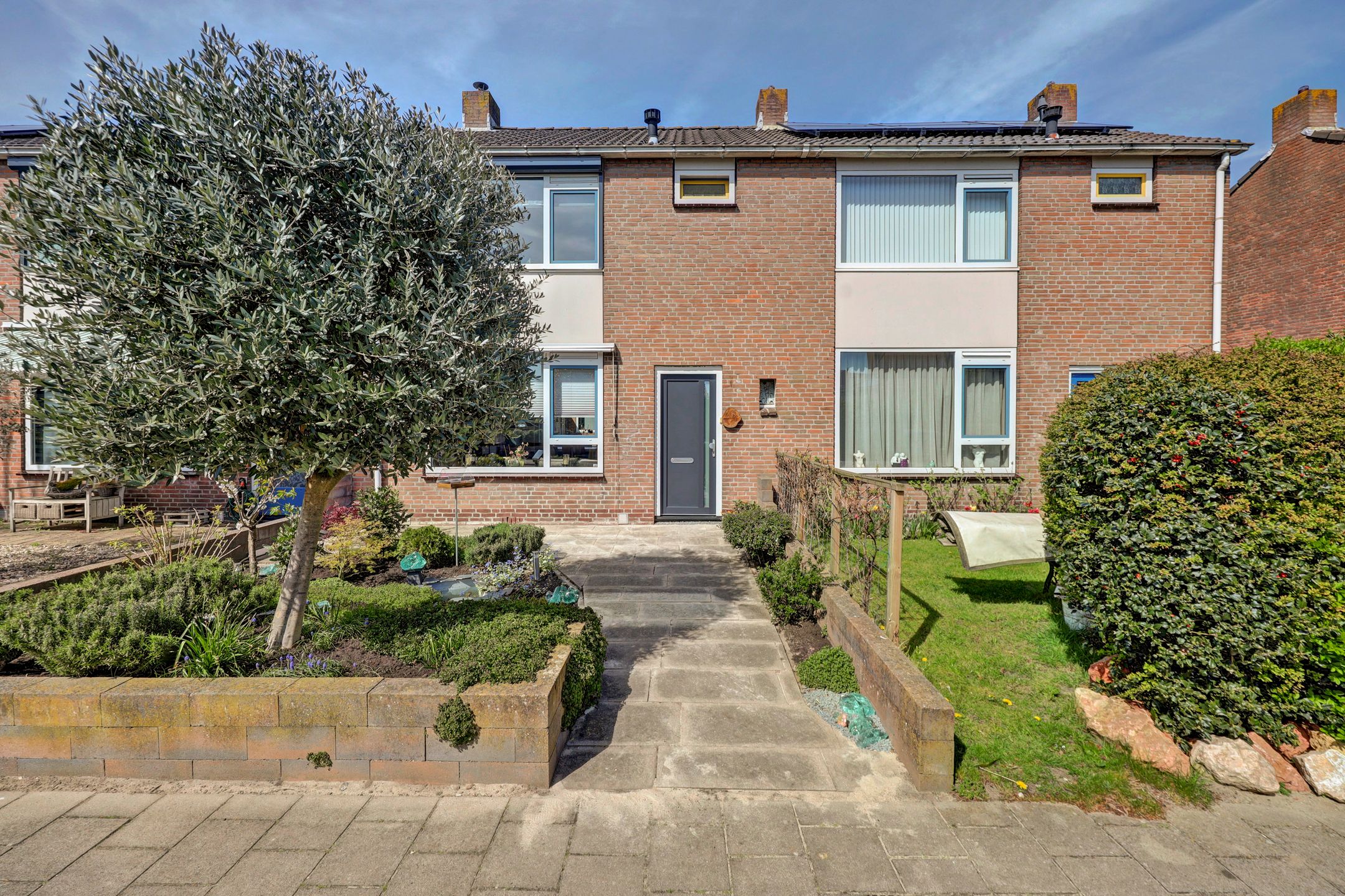 Foto van Trompstraat 28, Maasdijk