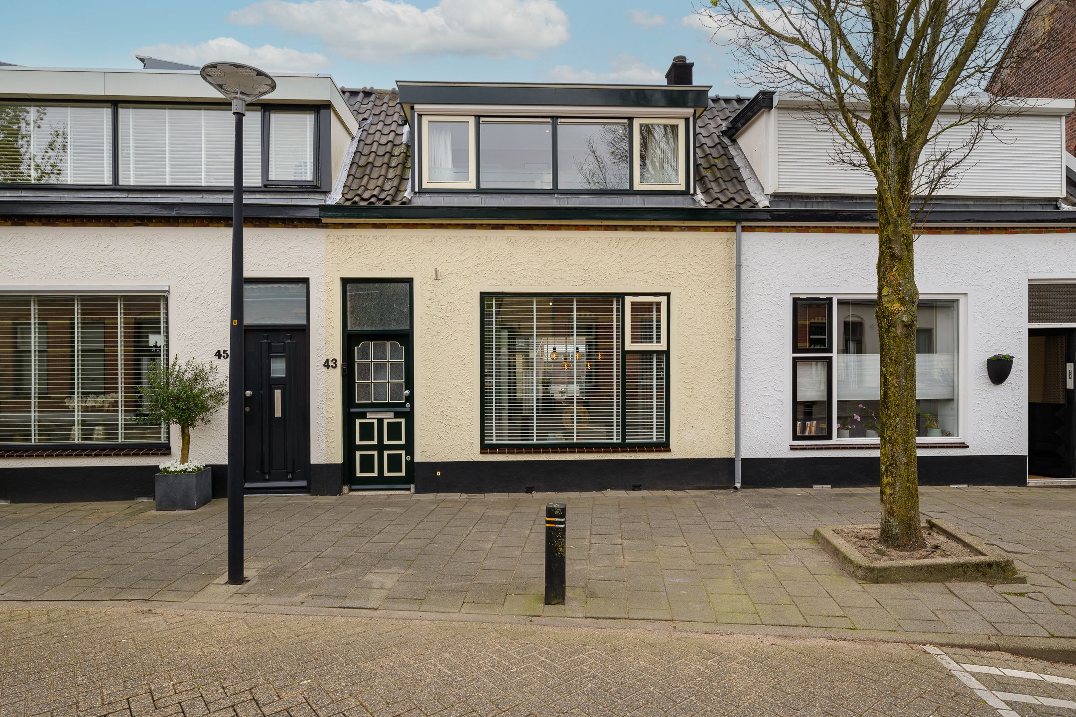 Foto van Rijnweg 43, Monster