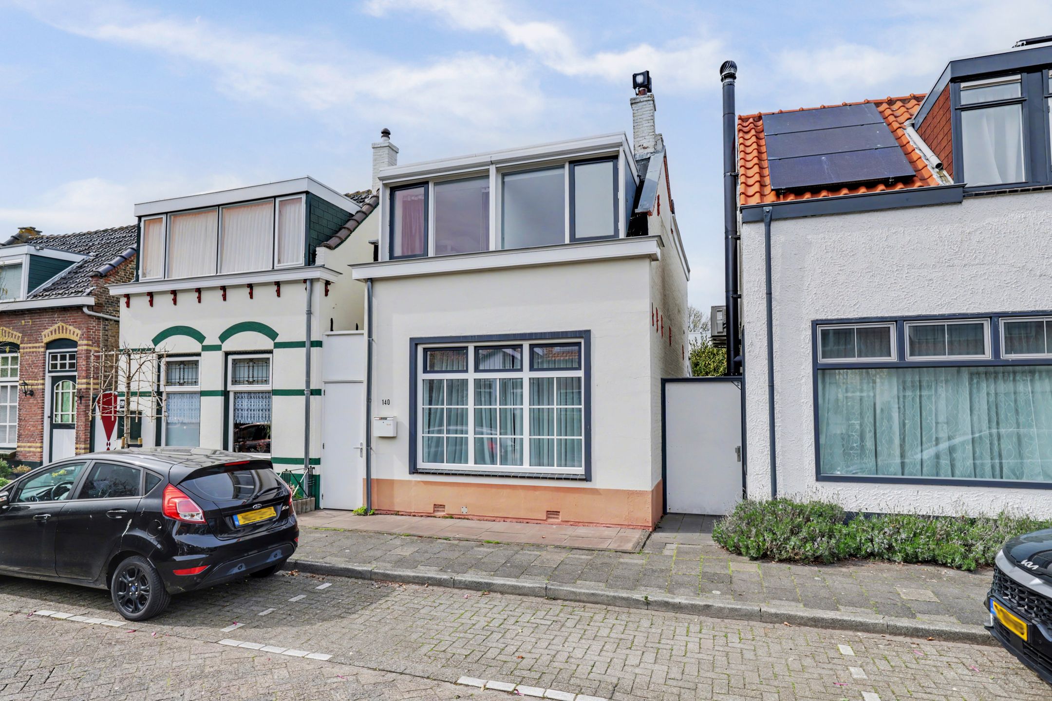 Foto van Rijnweg 140, Monster
