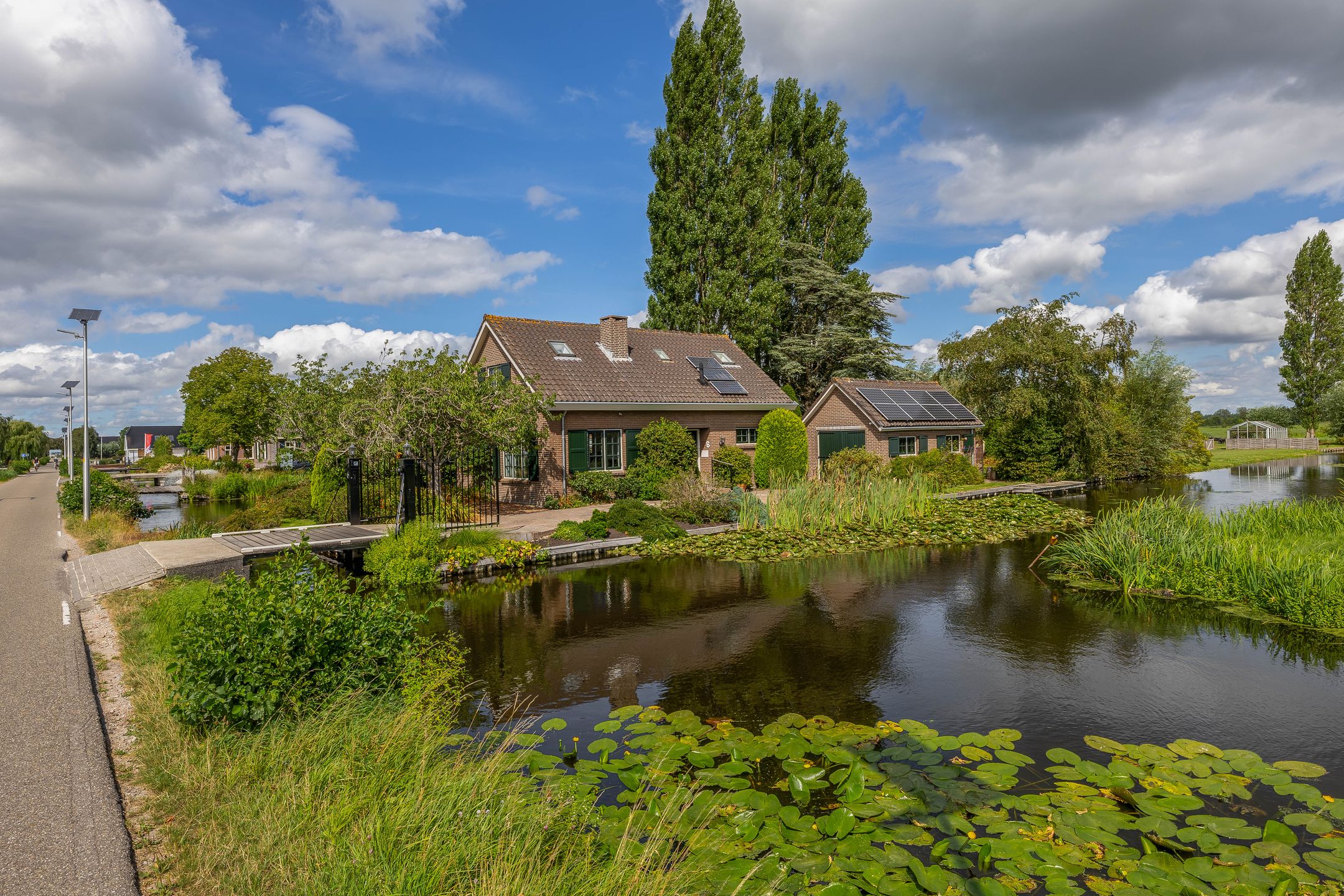 Foto van Bloemendaalseweg 6, Waddinxveen