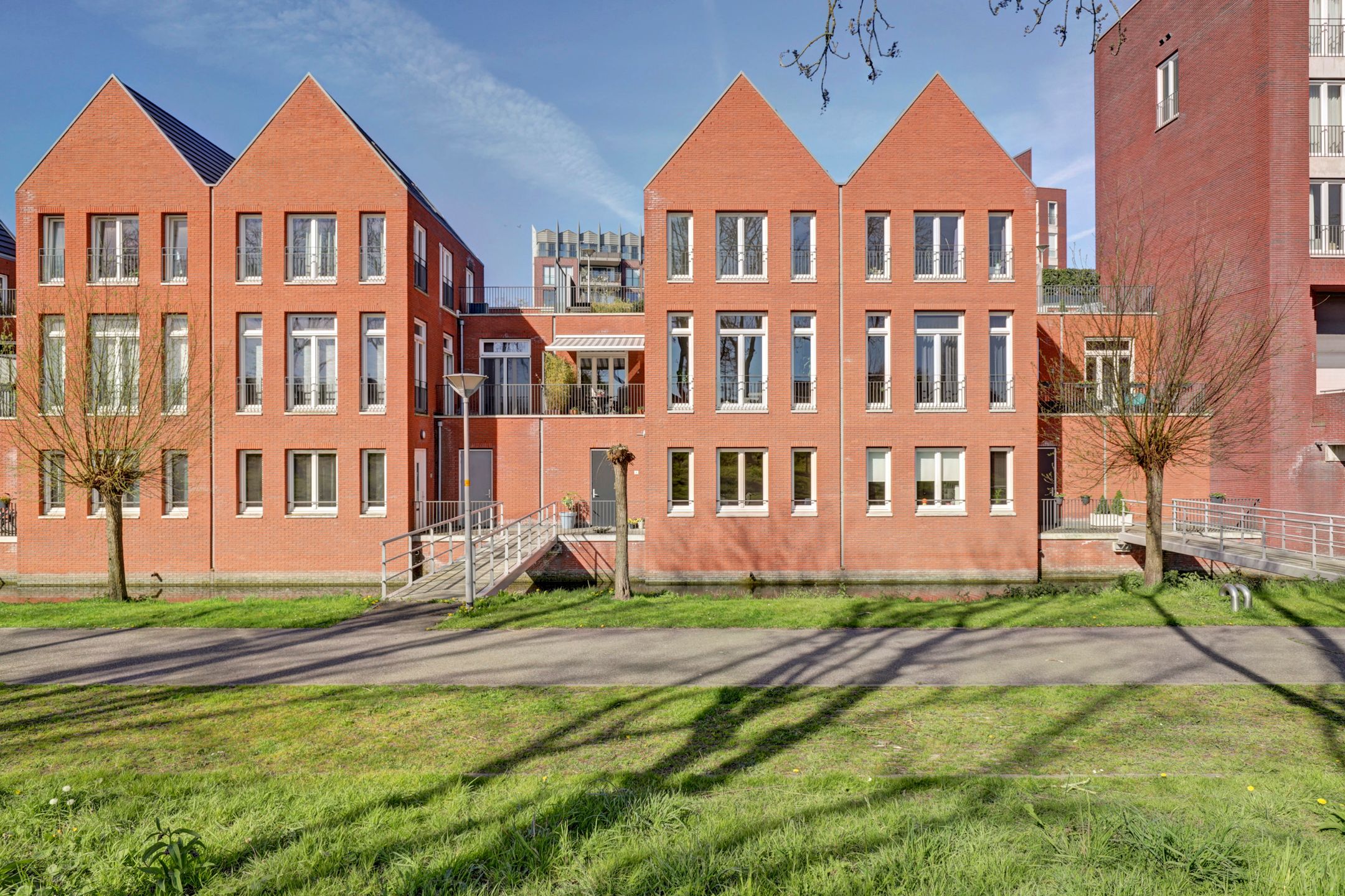 Foto van Onderlangs 5, Waddinxveen