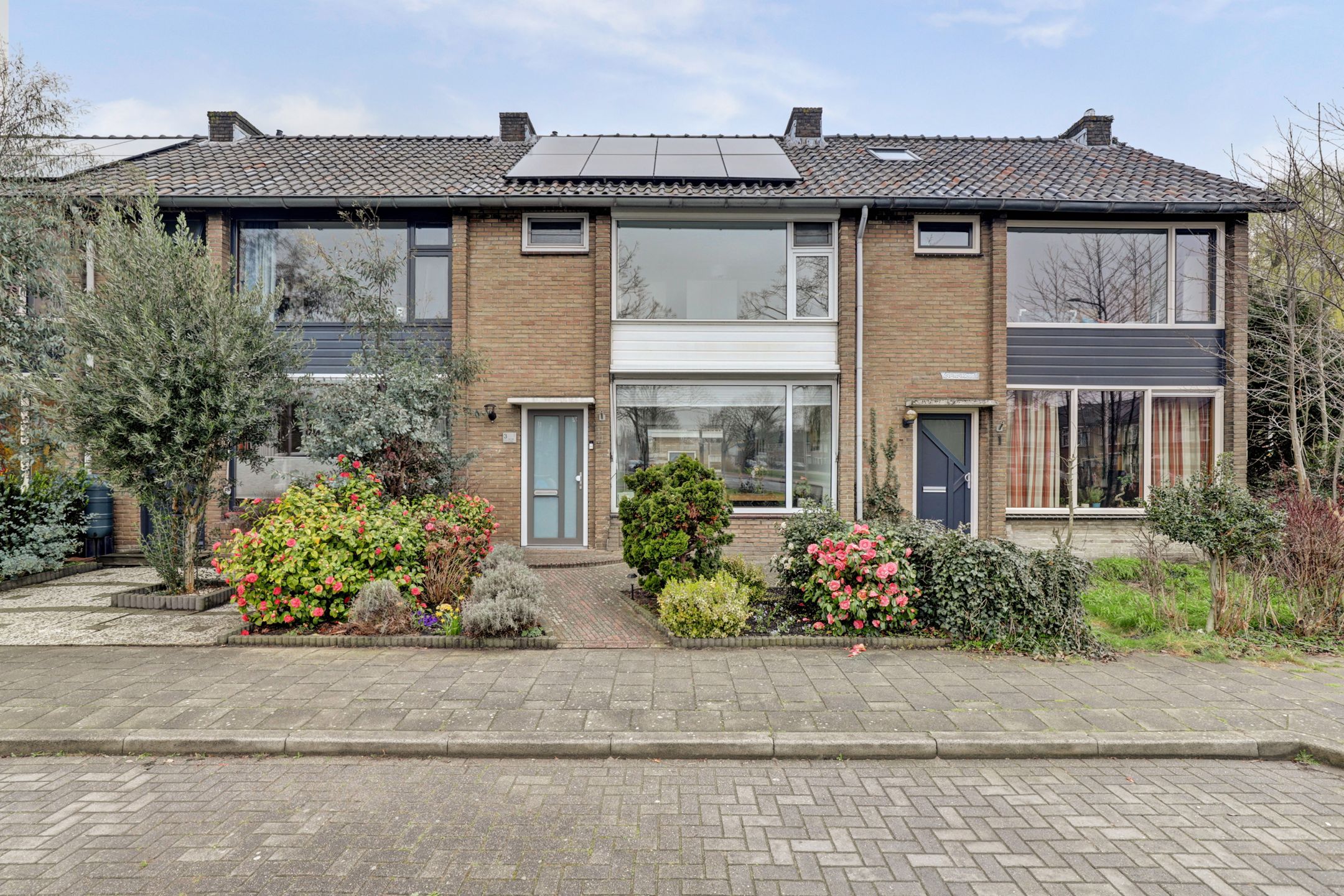 Foto van Anna van Saksenstraat 3, Waddinxveen