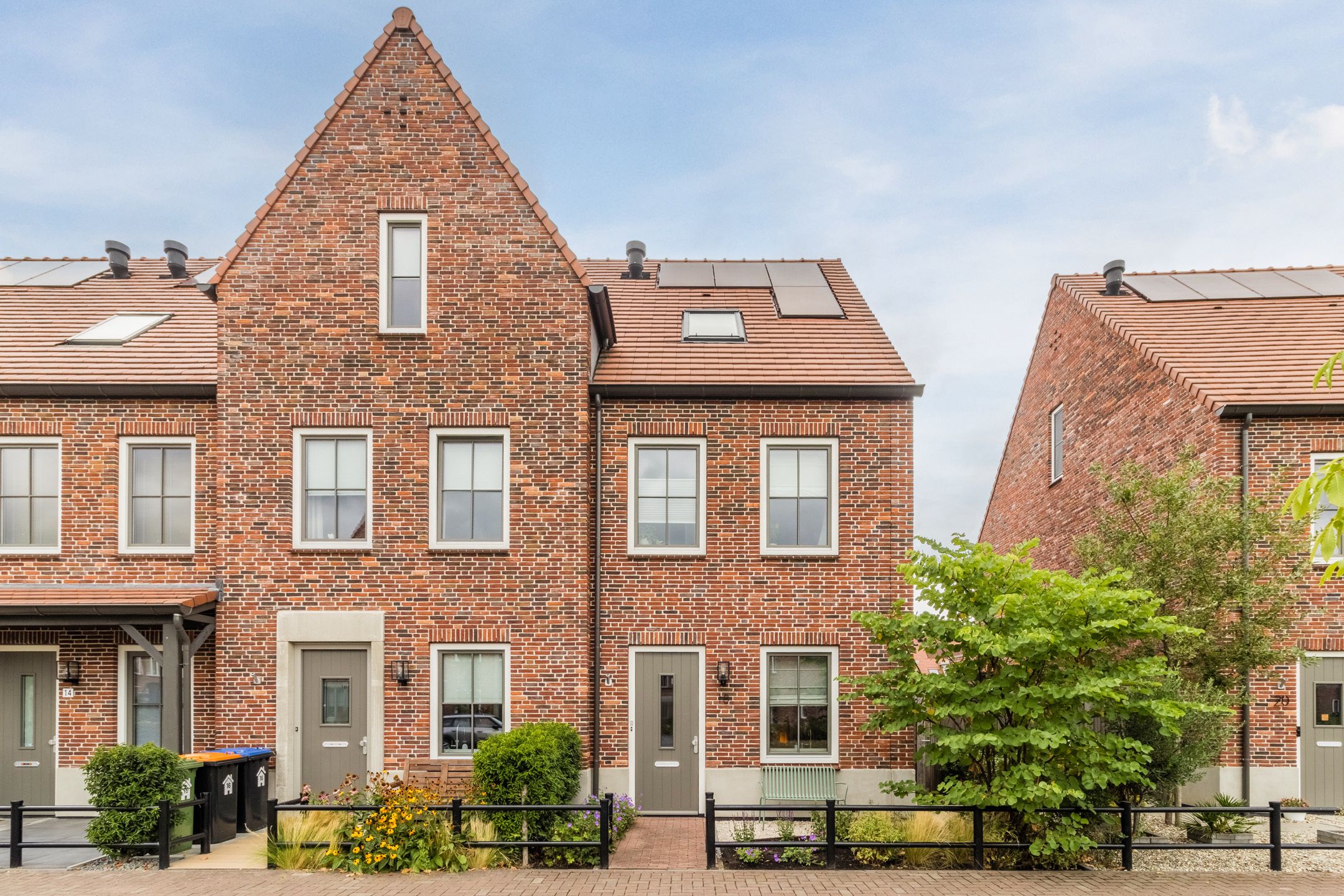 Foto van Cederhout 18, Waddinxveen