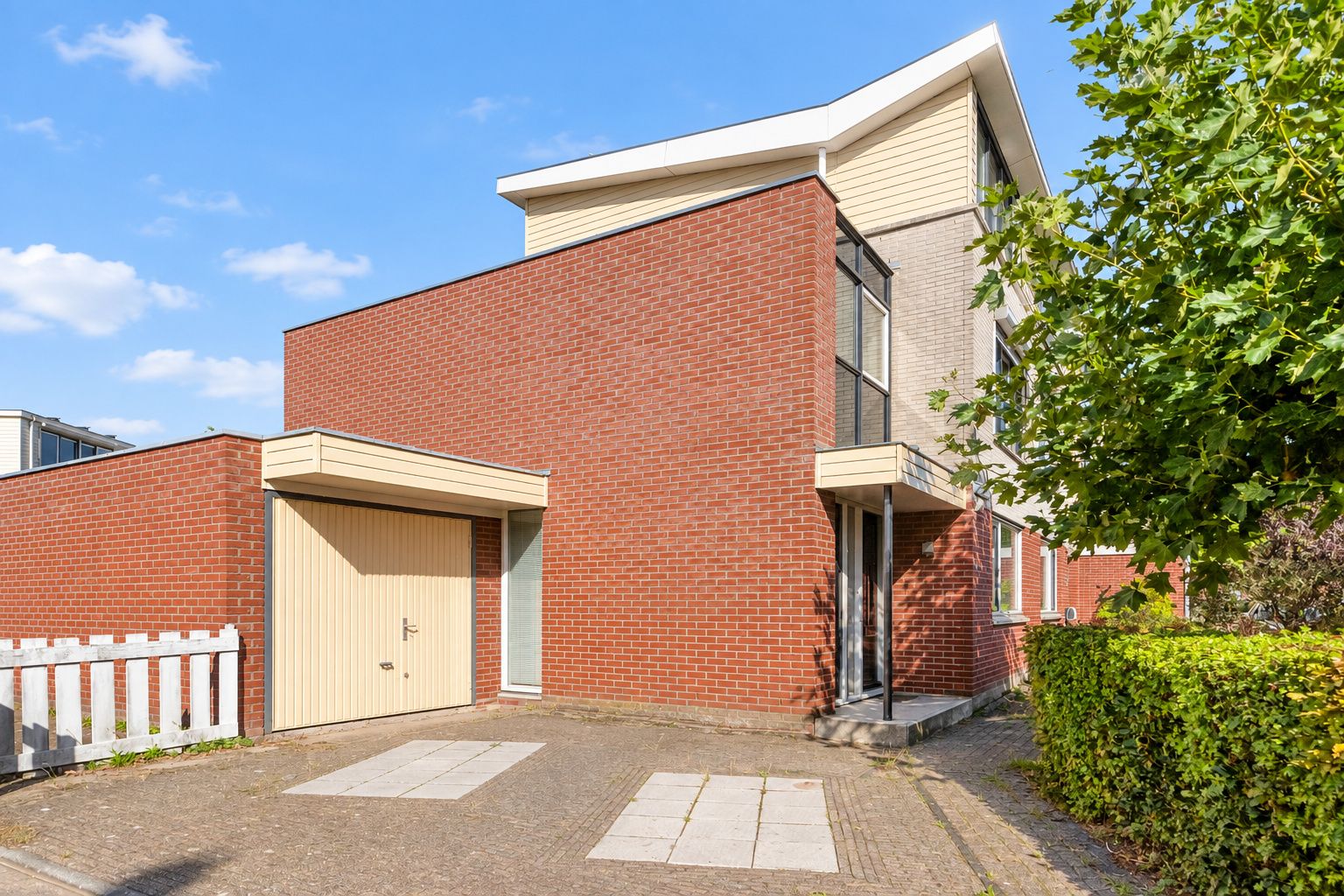 Foto van Schubertplein 8, Gouda