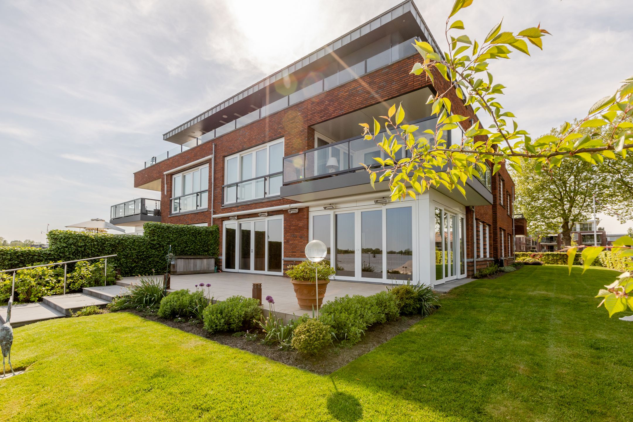 Foto van Notaris d'Aumerielaan 27, Reeuwijk