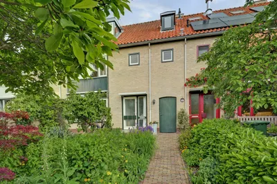 Foto van Julianalaan 71, Haastrecht null,null