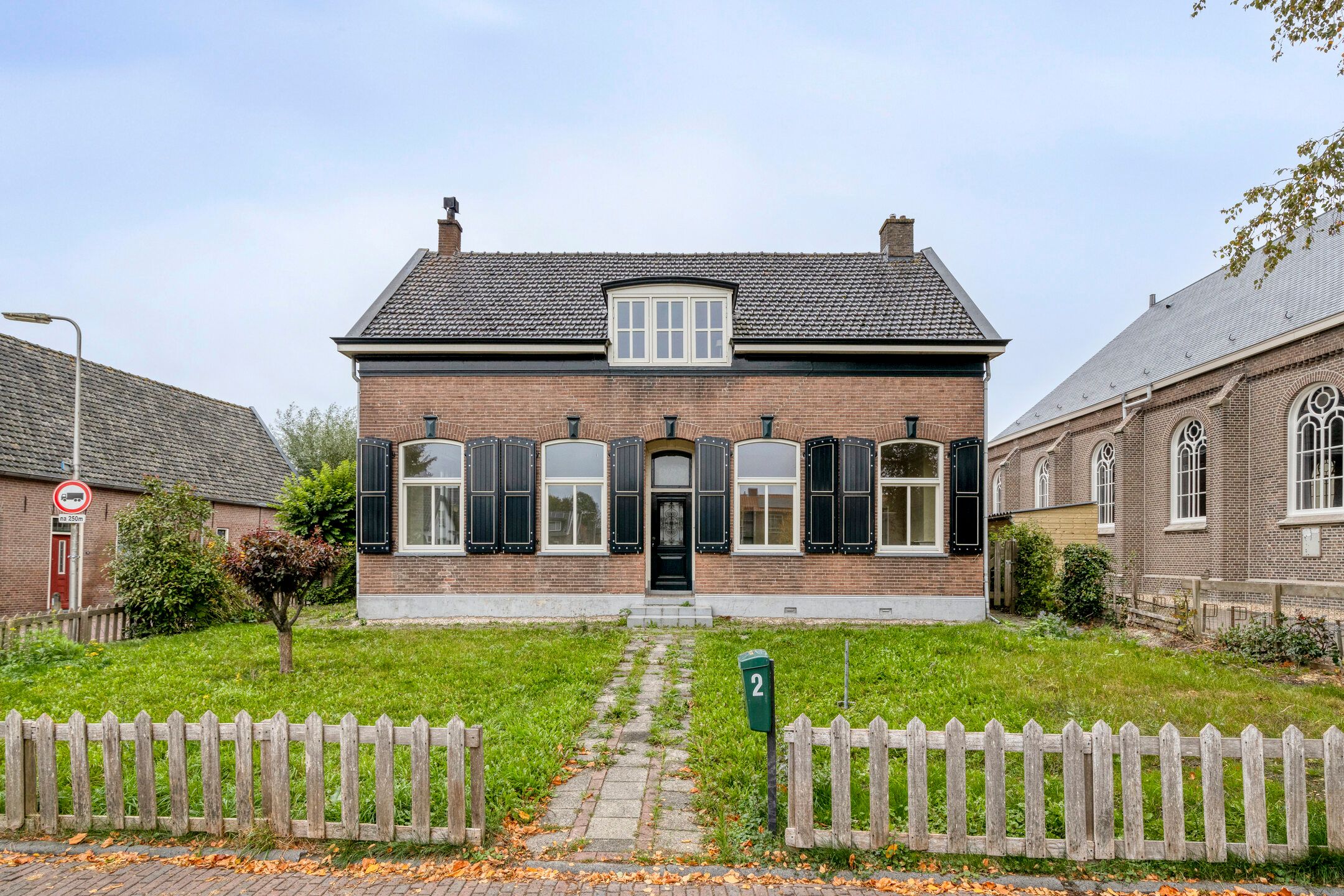 Foto van Kerkplein 2, Ammerstol