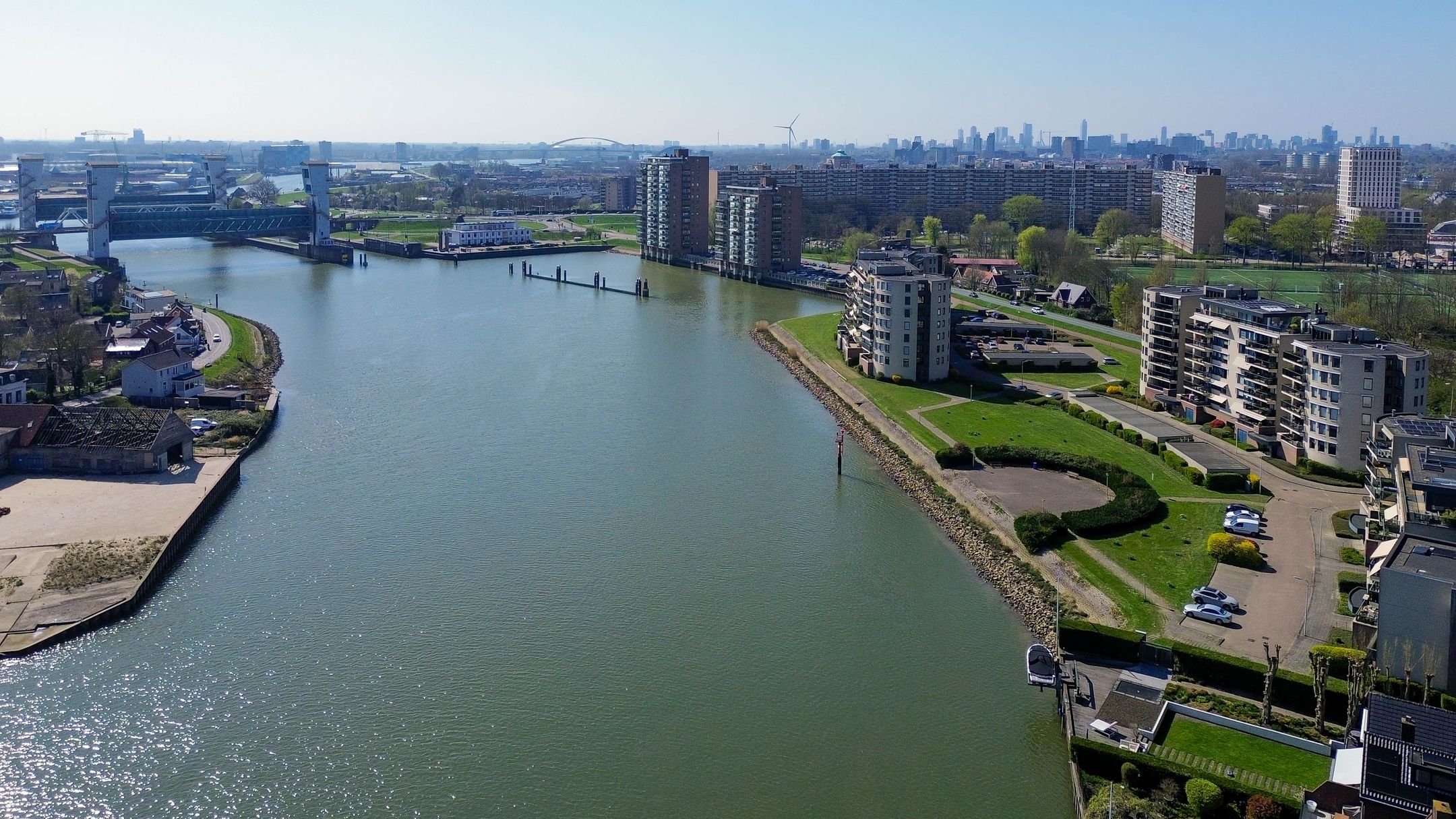 Foto van IJsselzoom 43, Capelle aan den IJssel