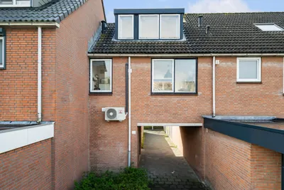 Foto van Heer Halewijnburg 64, Capelle aan den IJssel