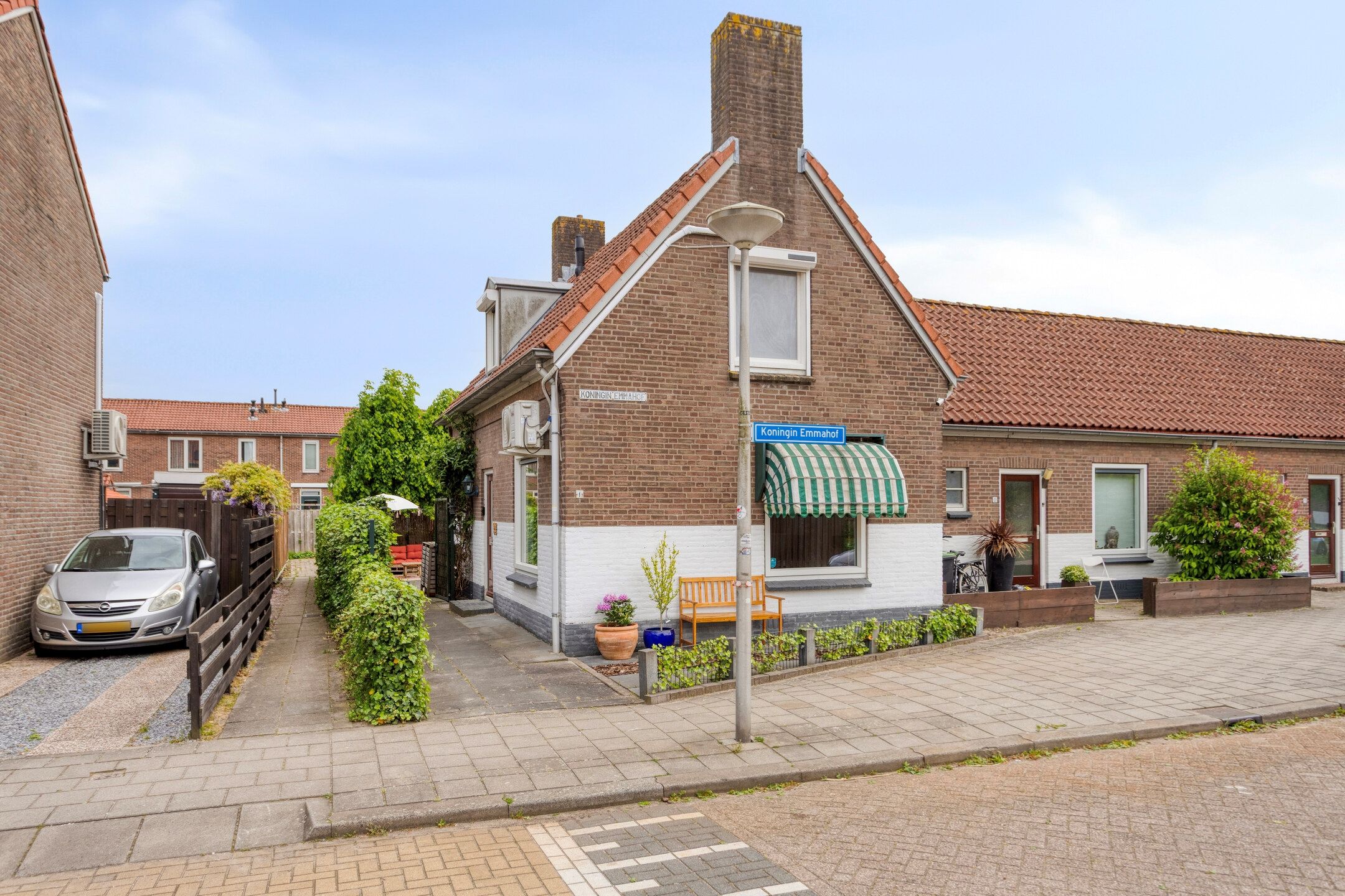 Foto van Kon Emmahof 1, Nieuwerkerk aan den IJssel