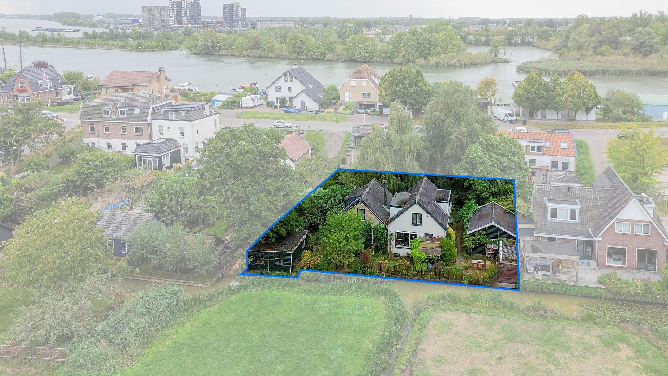Foto van Molendijk 24, Krimpen aan de Lek