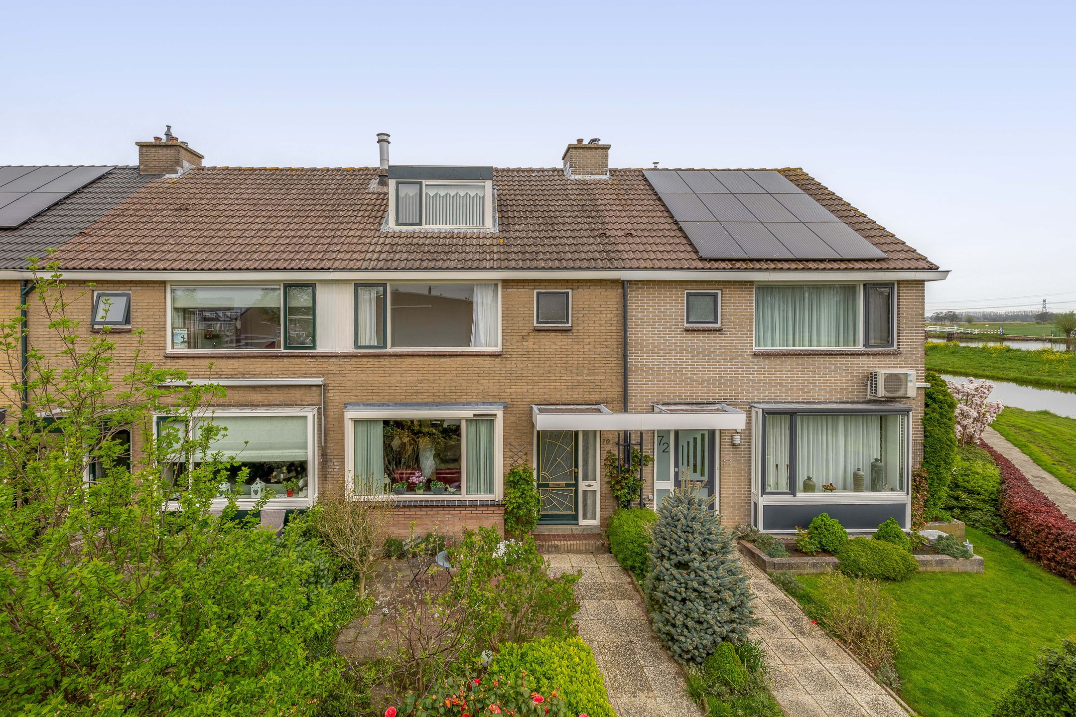 Foto van Adriaan van Ostadelaan 70, Alblasserdam