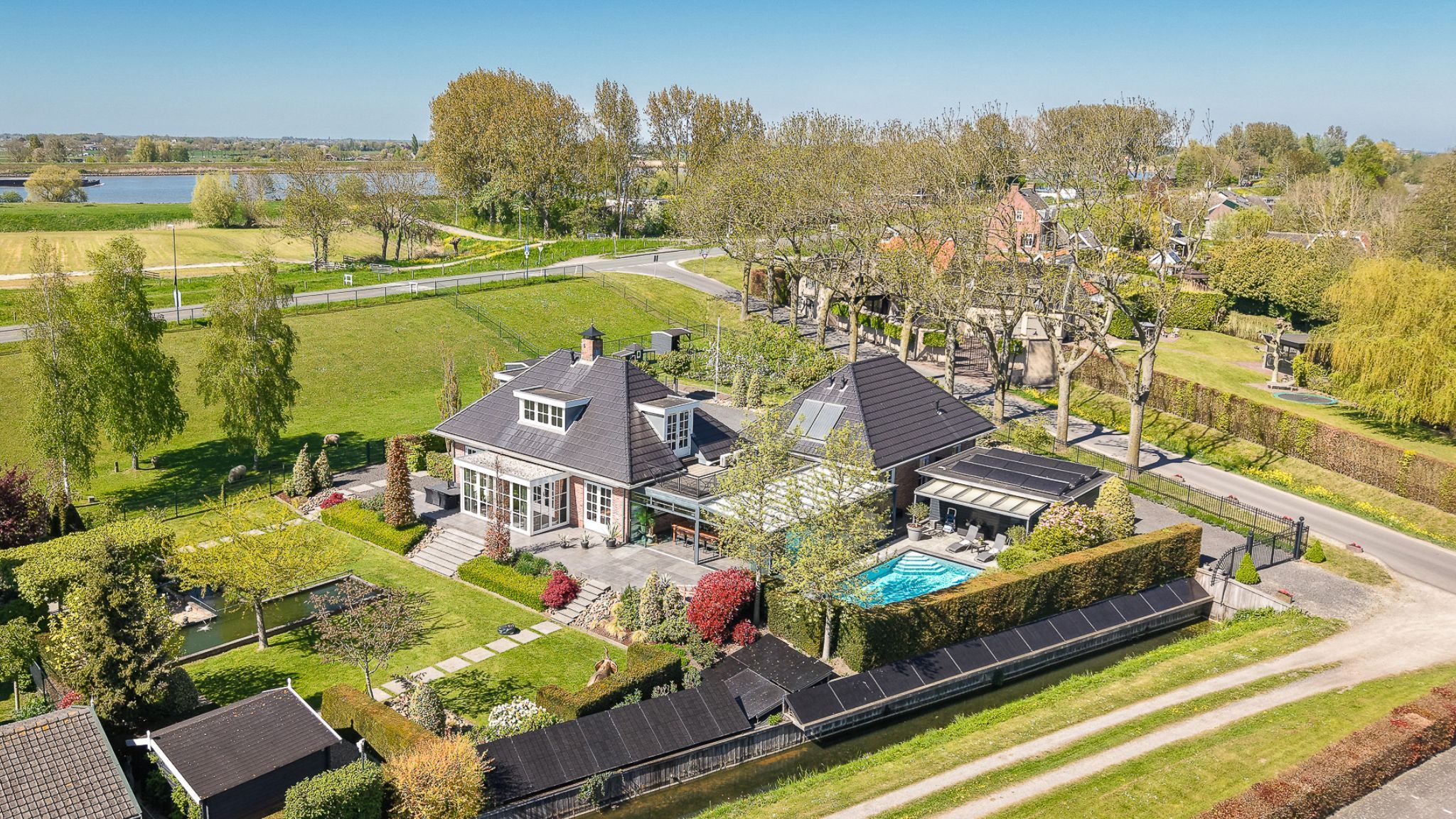 Foto van Liesveld 1a, Groot-Ammers