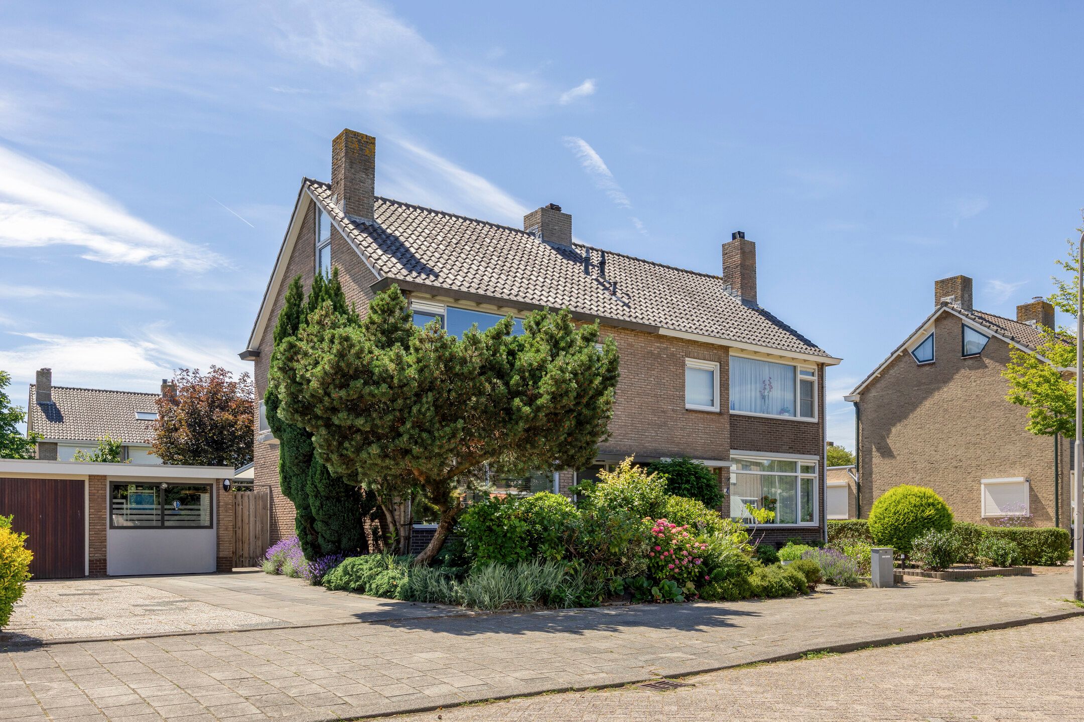 Foto van Bloemenstraat 27, Ridderkerk