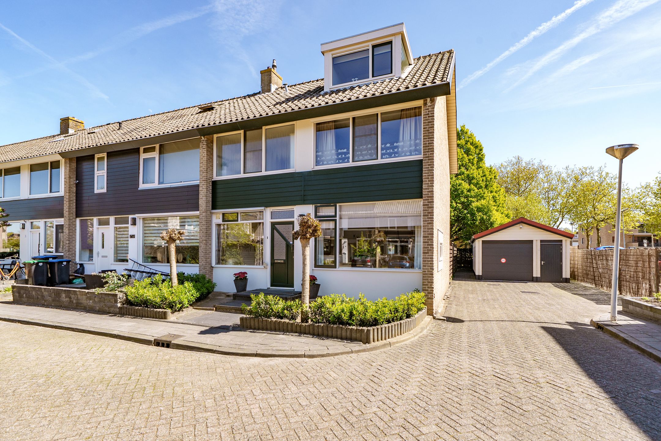 Foto van 't Weerom 5, Barendrecht