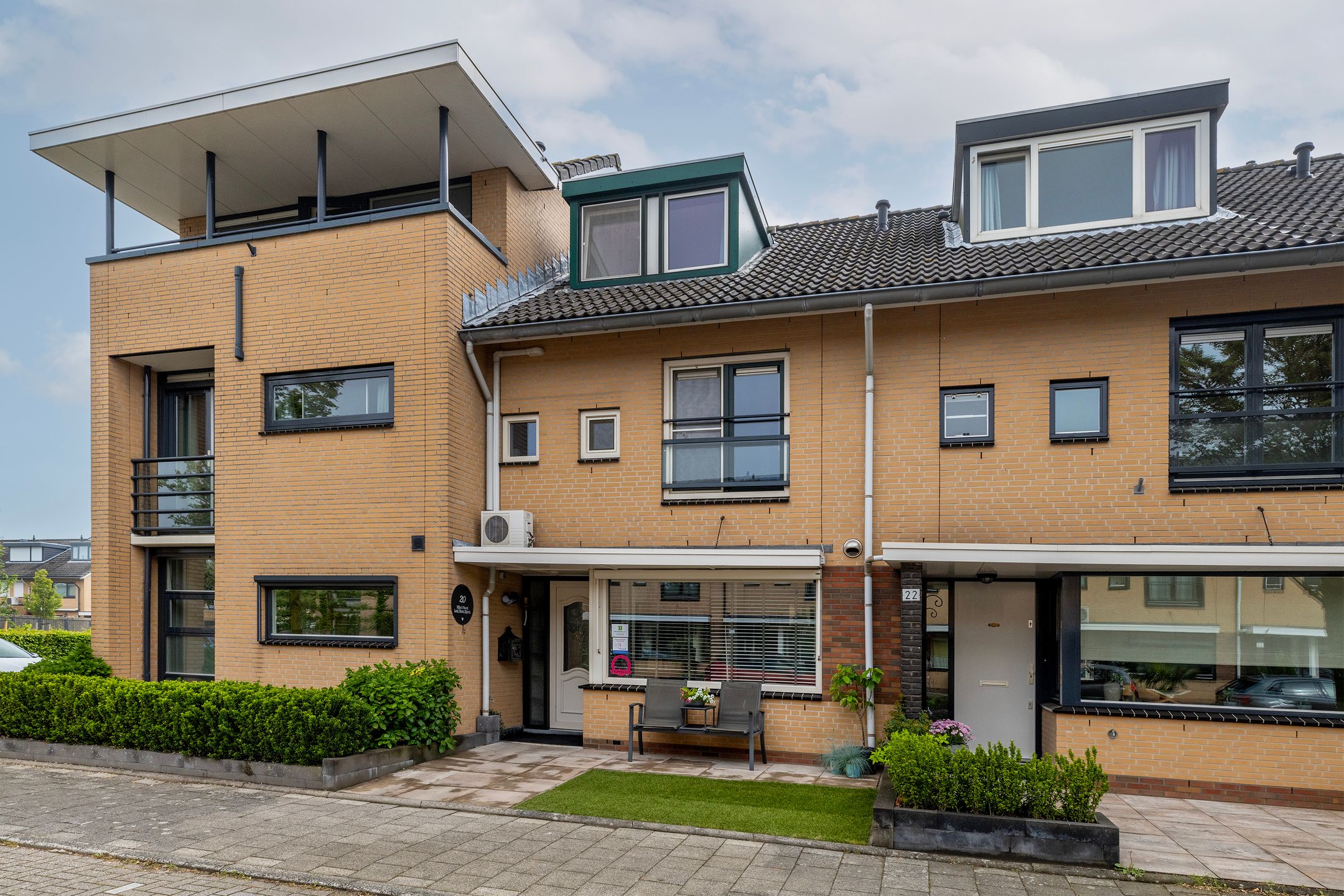 Foto van Van Eesterenveld 20, Barendrecht