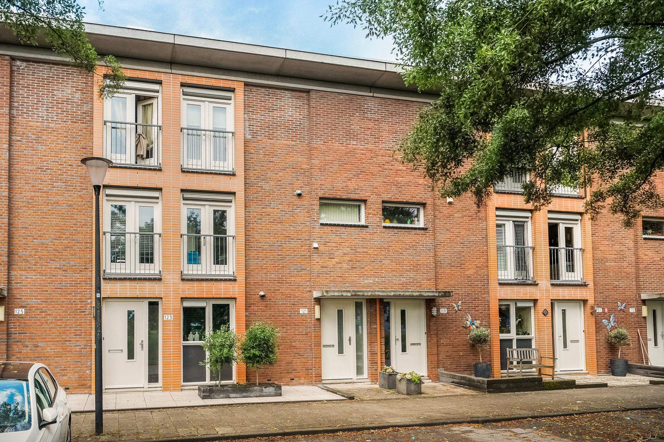 Foto van Lijsterbeswede 121, Barendrecht