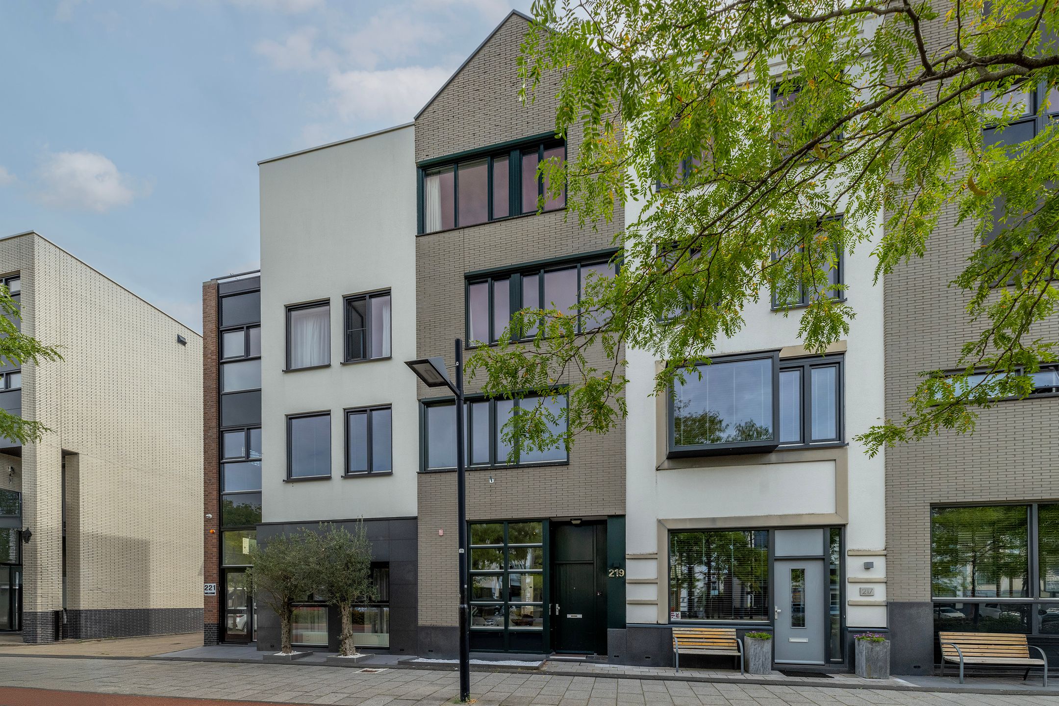 Foto van Avenue Carnisse 219, Barendrecht