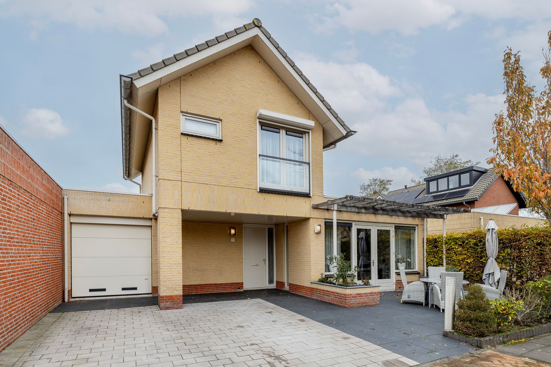 Foto van Van der Linden-akker 1, Barendrecht