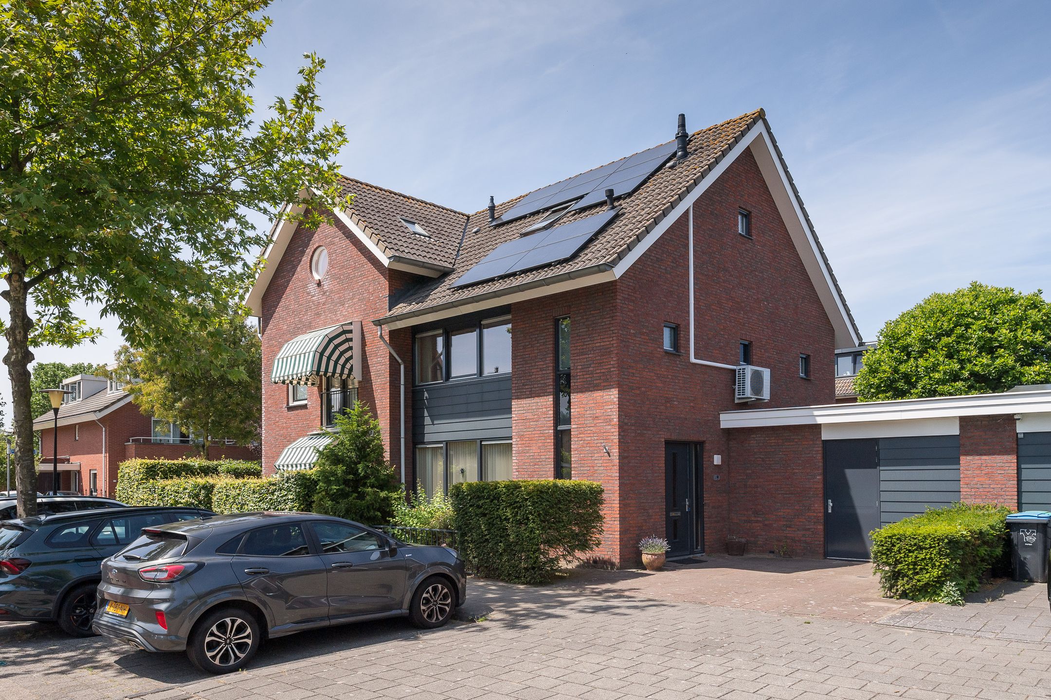 Foto van Vrijenburglaan 75, Barendrecht