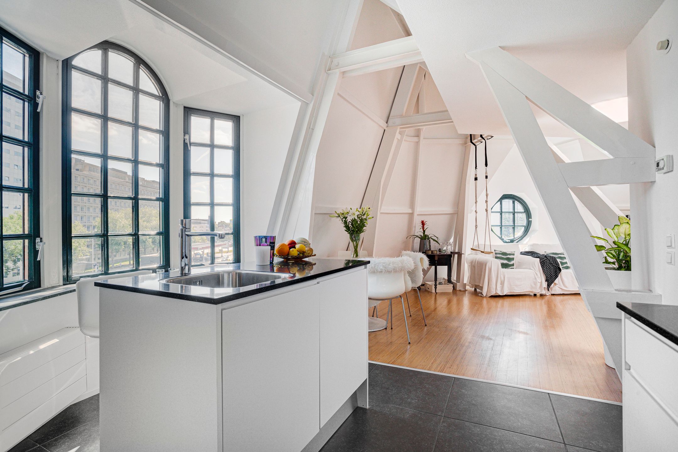 Foto van 's-Gravendijkwal 163E, Rotterdam