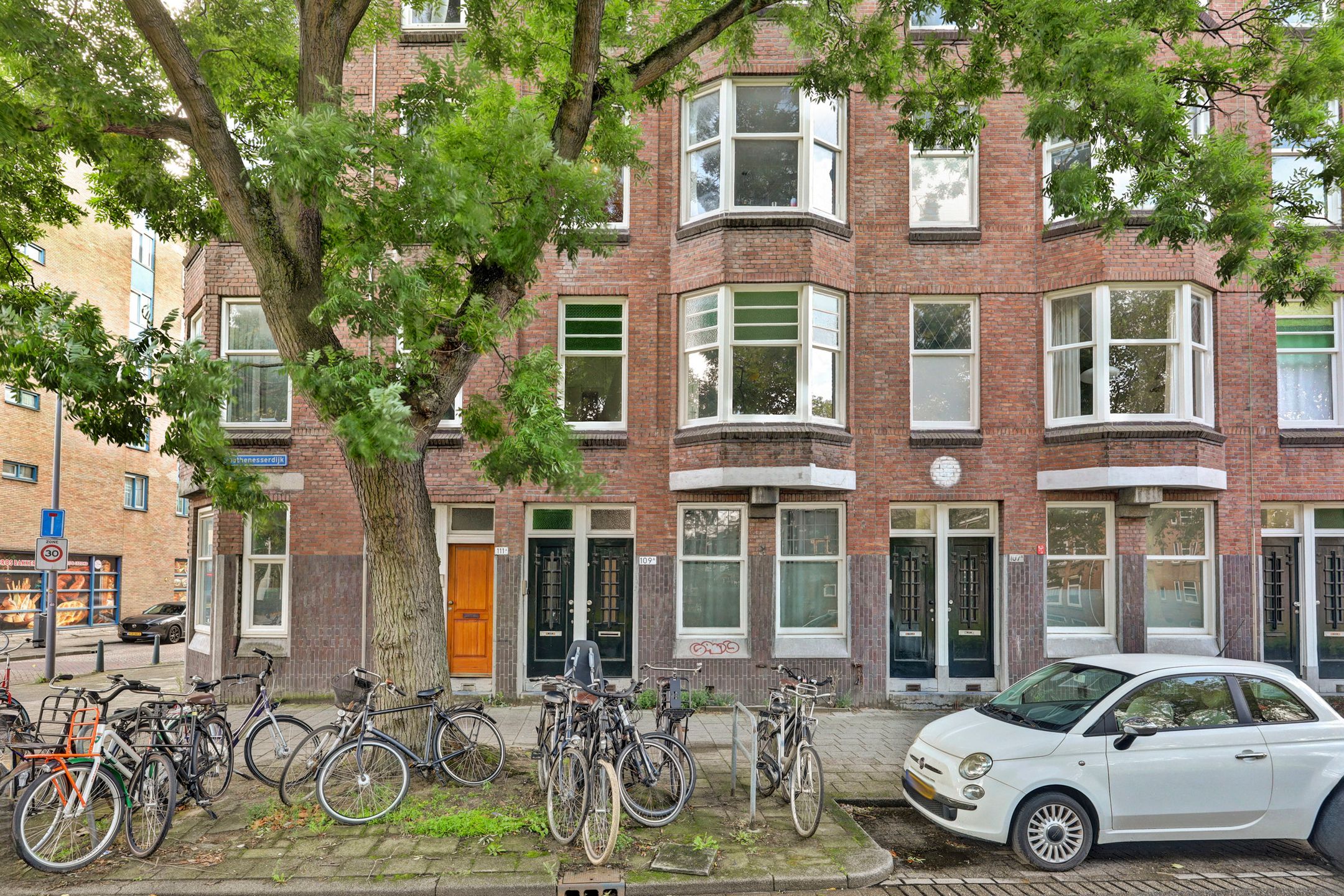 Foto van Mathenesserdijk 109B01, Rotterdam