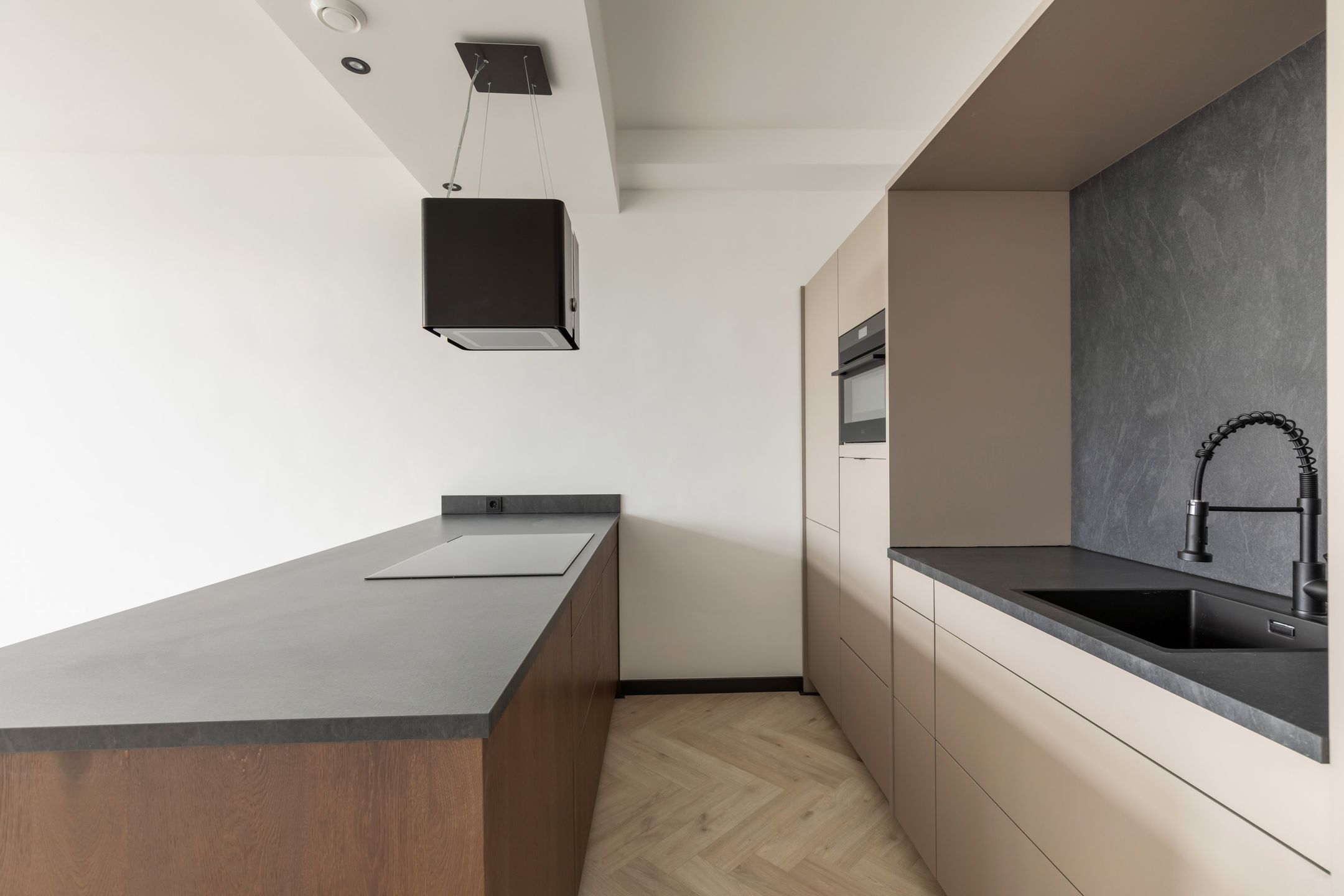 Foto van Mathenesserweg 53B03, Rotterdam