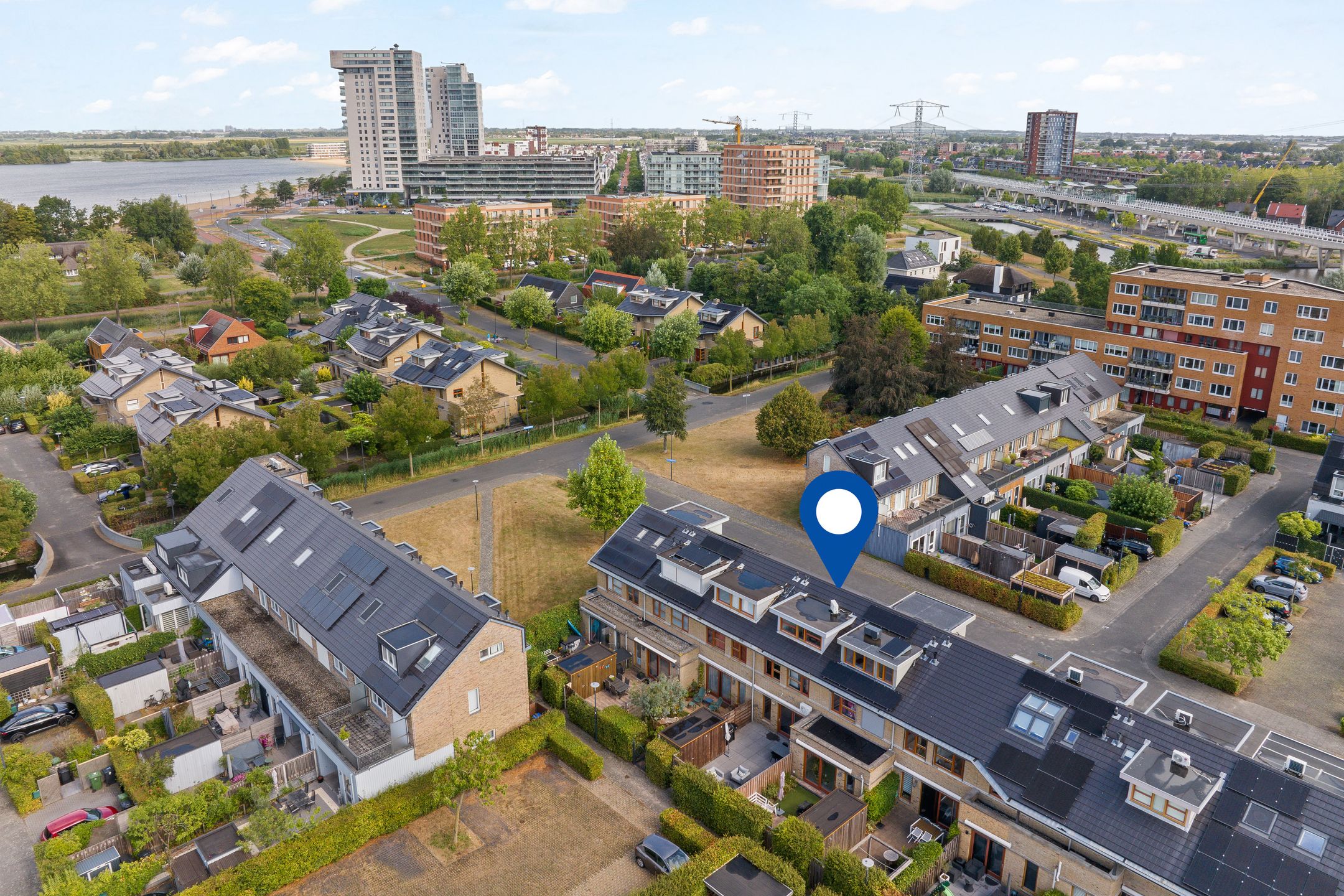 Foto van Laura Ashleystraat 15, Rotterdam