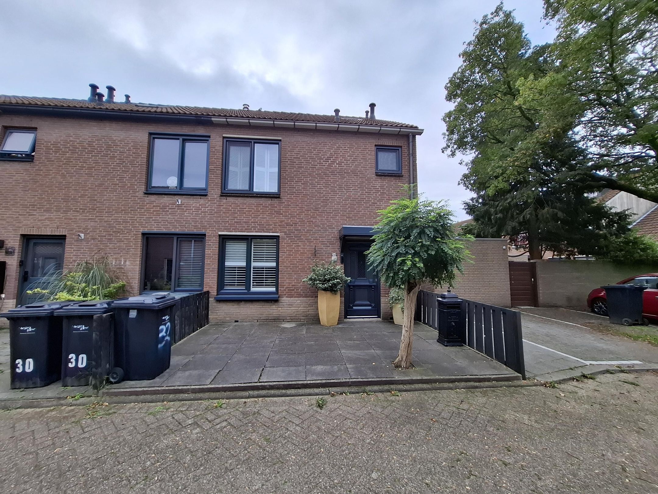 Foto van Slotermeer 32, Rotterdam Eindwoning