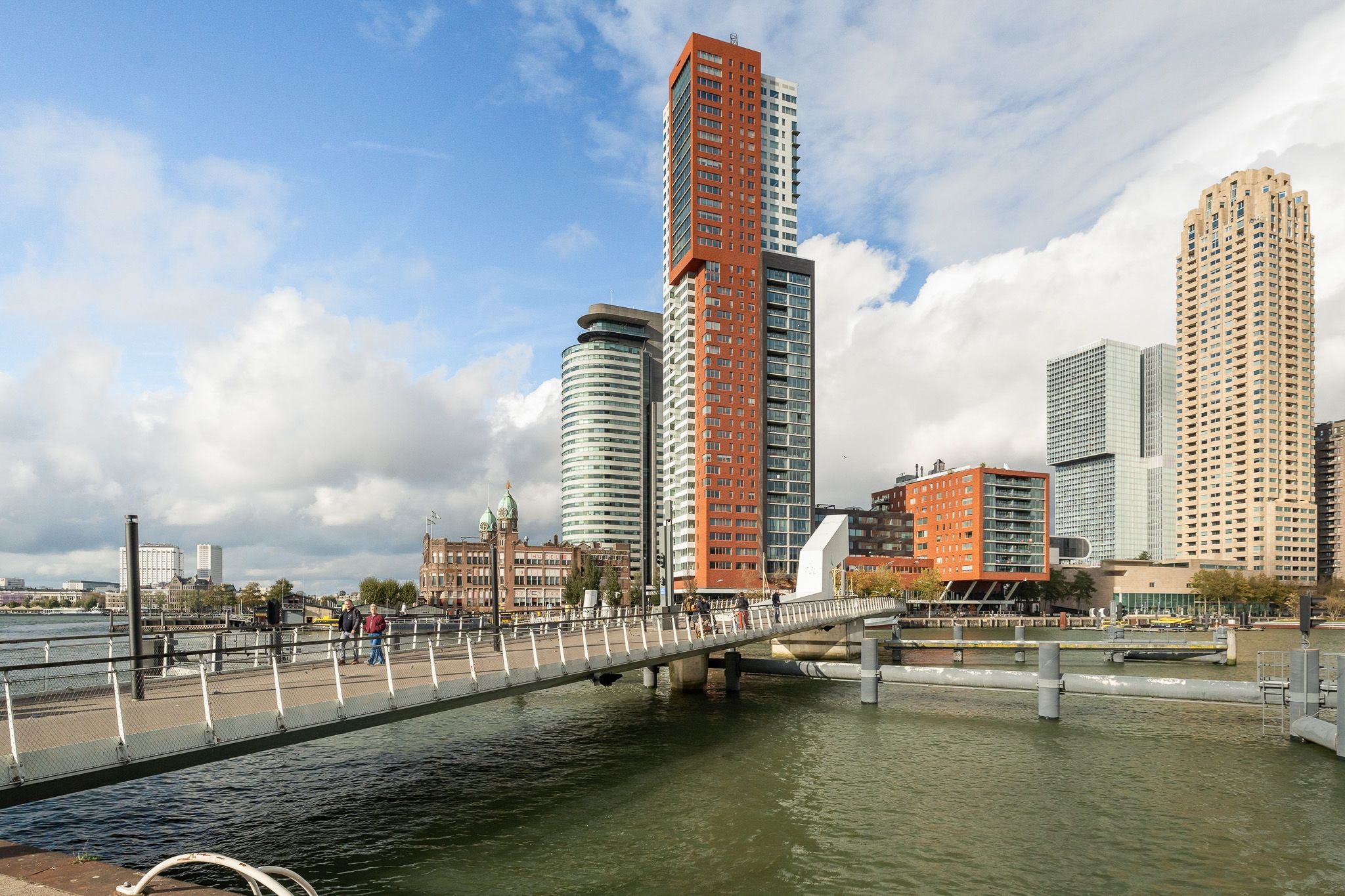 Foto van Landverhuizersplein 110, Rotterdam