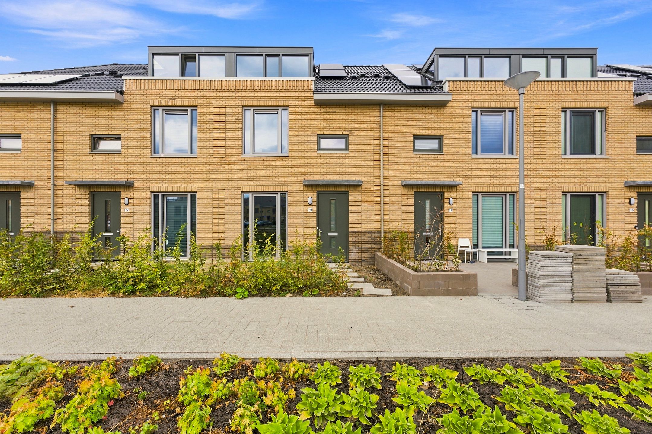 Foto van Familie De Marsplein 18, Rotterdam