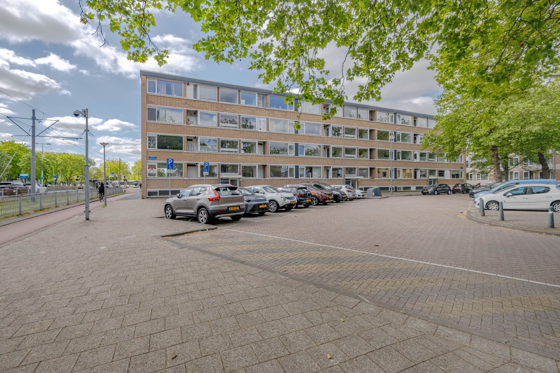 Foto van Anthony Tijkenstraat 2, Rotterdam