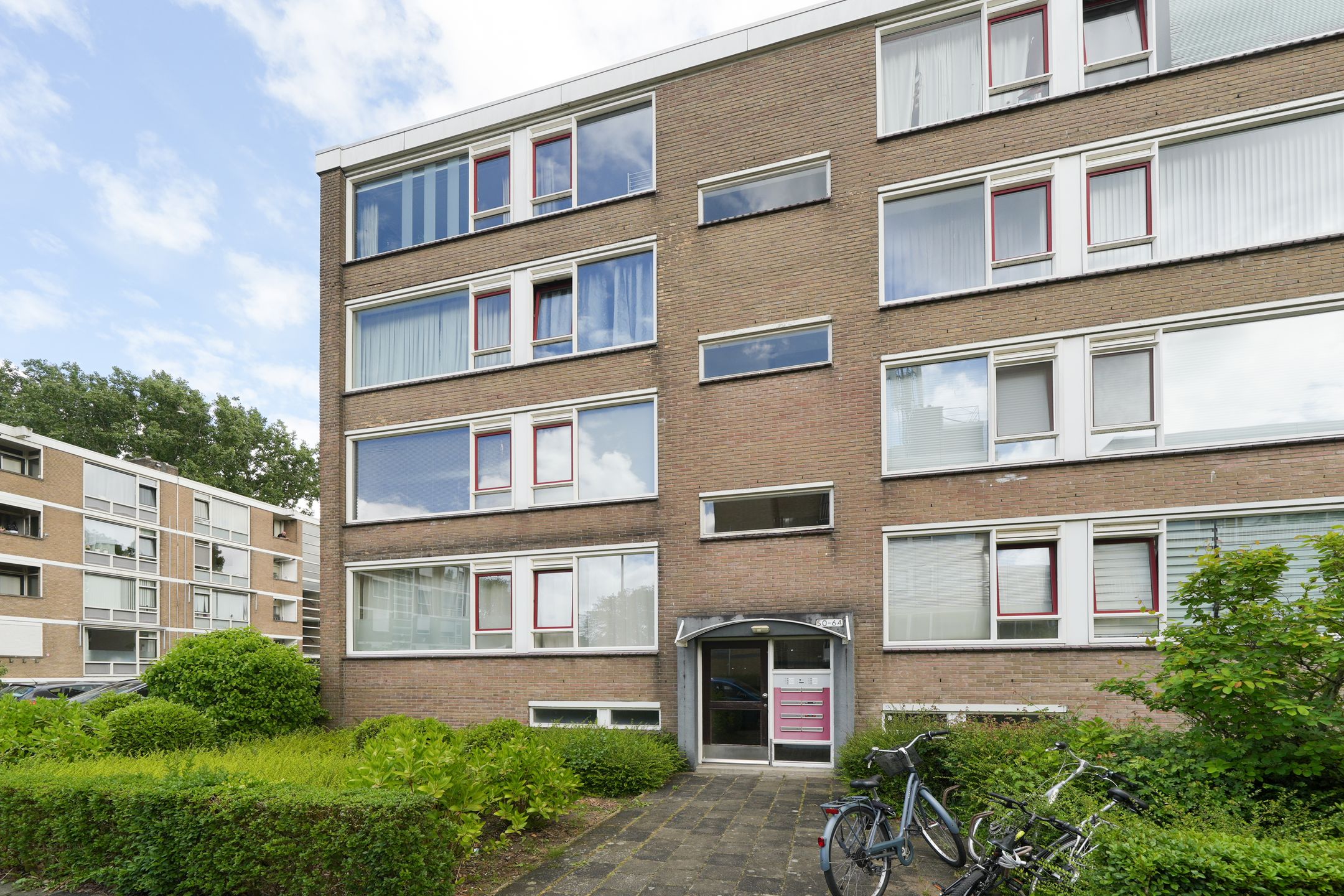 Foto van Schalkeroord 64, Rotterdam