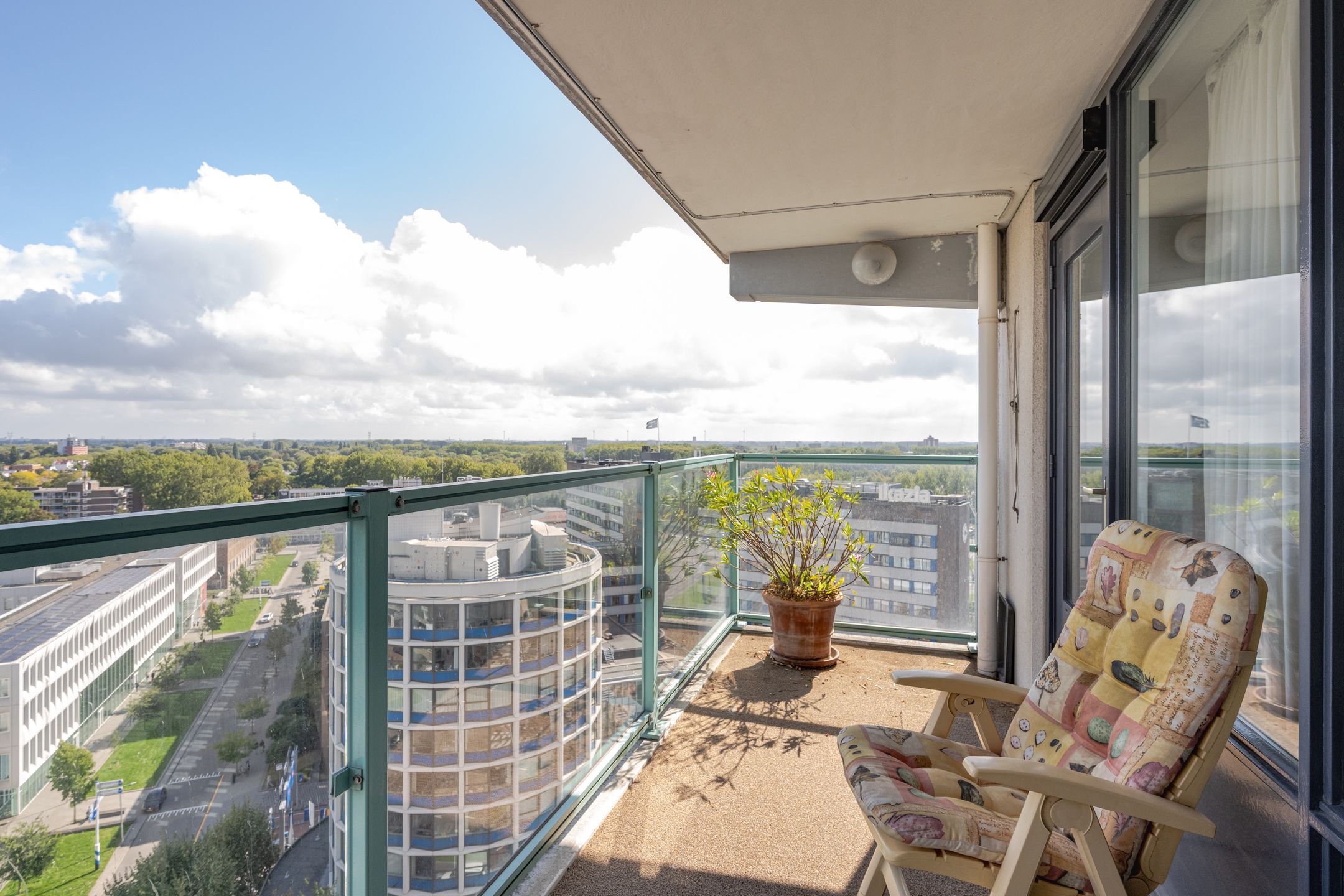 Foto van Strevelsweg 952, Rotterdam tussenverdieping
