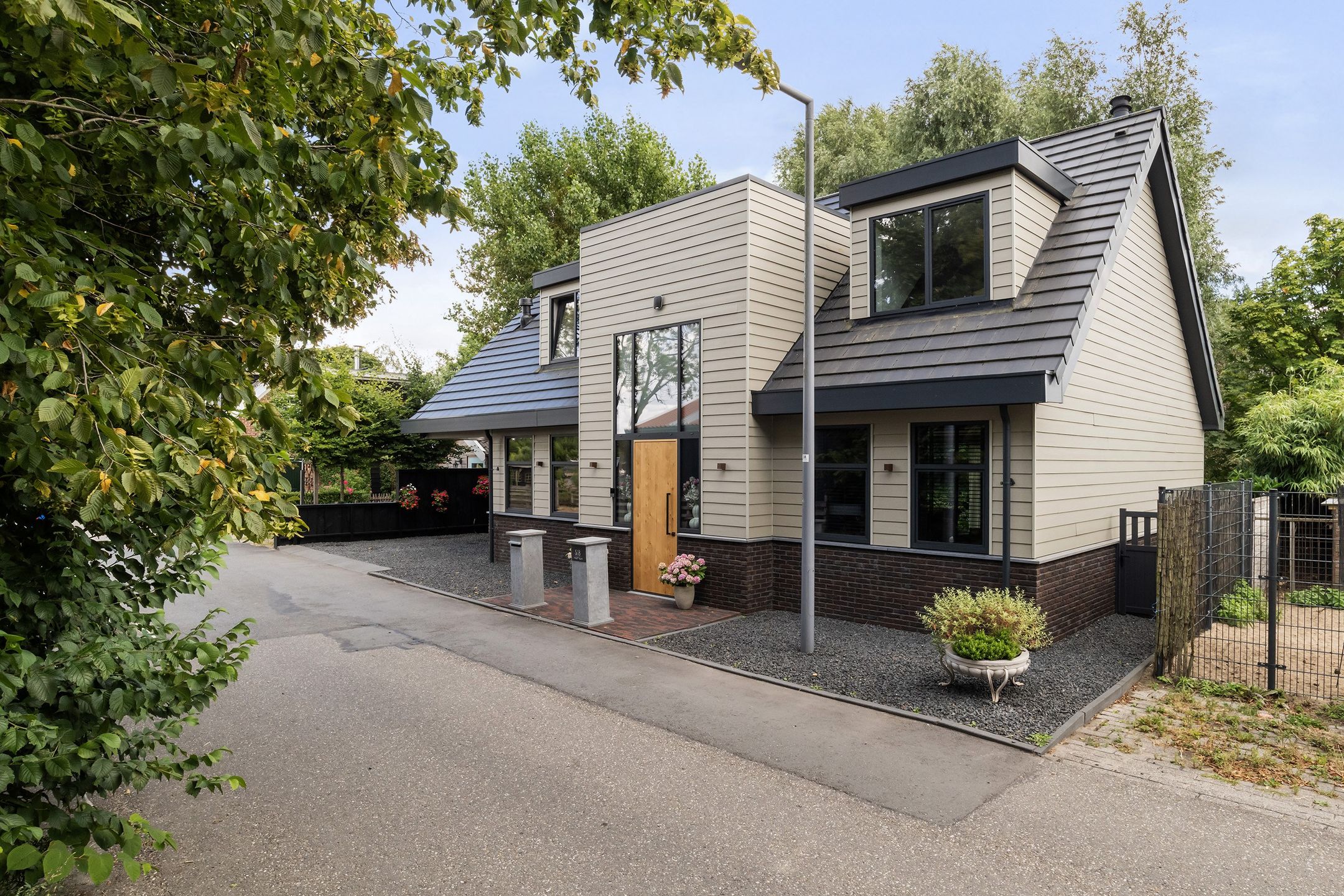 Foto van Charloisse Lagedijk 518, Rotterdam