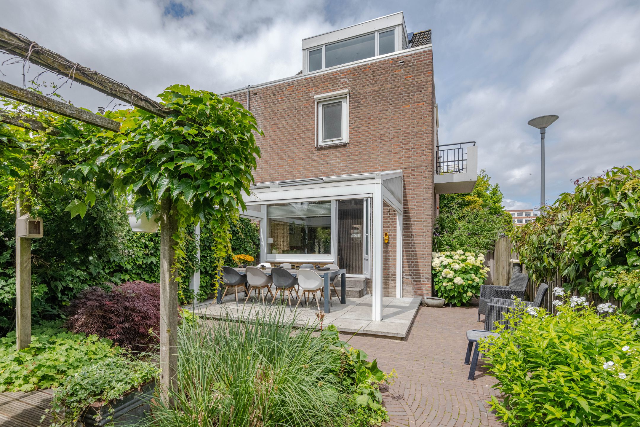 Foto van Ellewoutsdijkstraat 232, Rotterdam