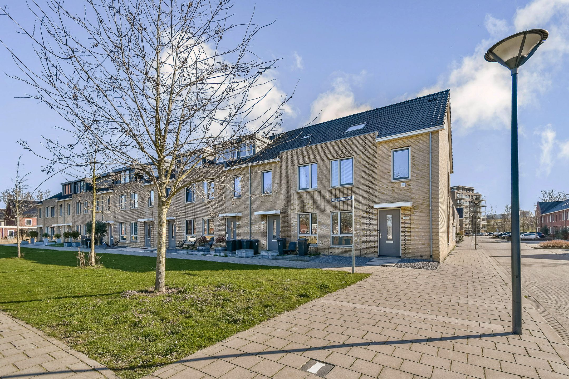 Foto van Ellen van Langenpad 2, Schiedam