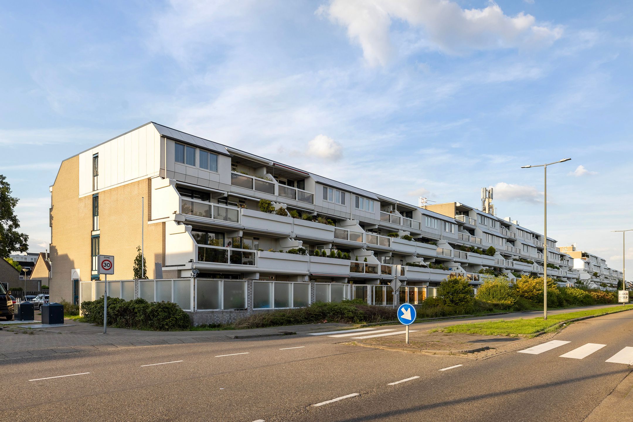 Foto van Eduard C F Hellendoornstraat 75, Schiedam portiekwoning