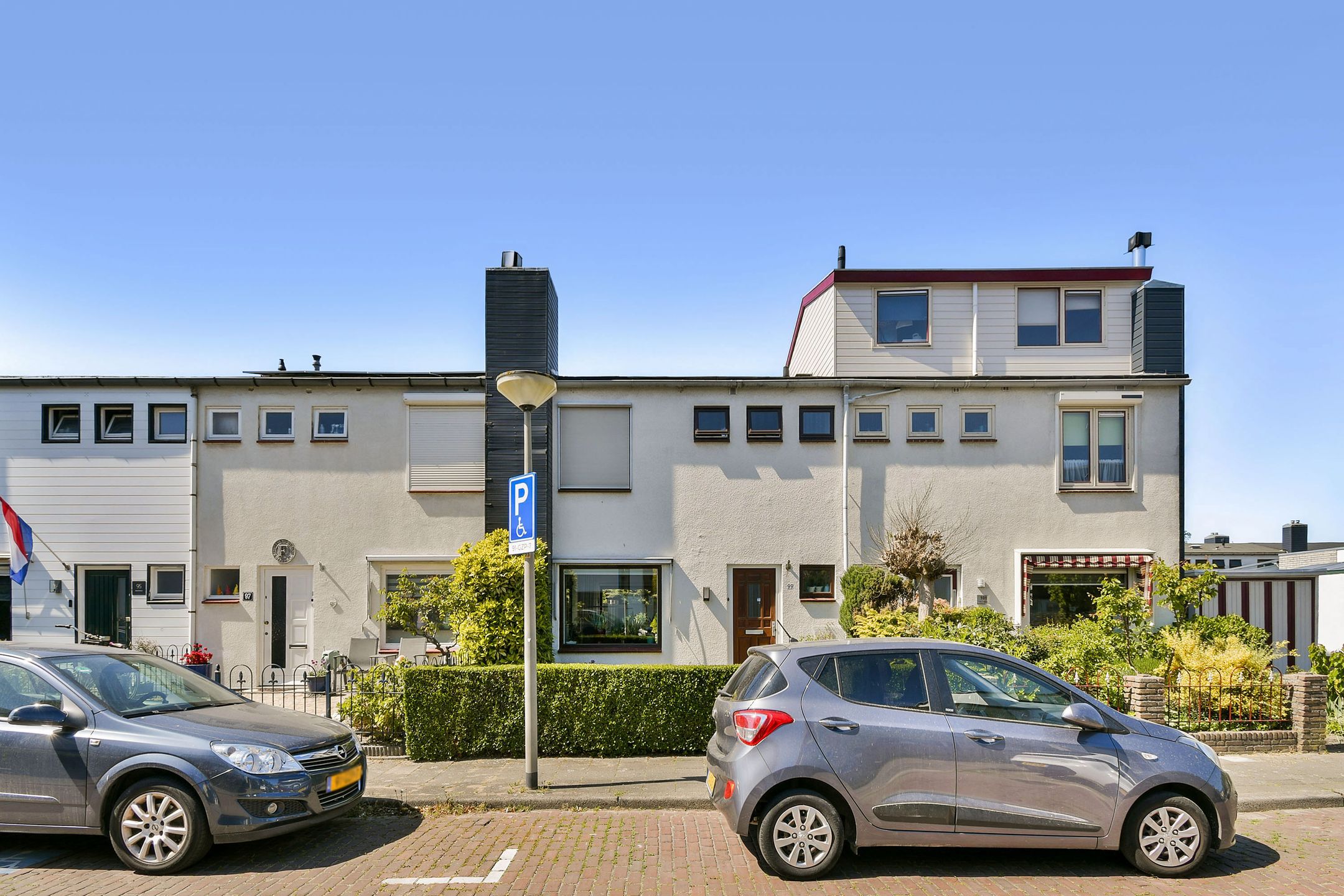 Foto van Borneostraat 99, Vlaardingen