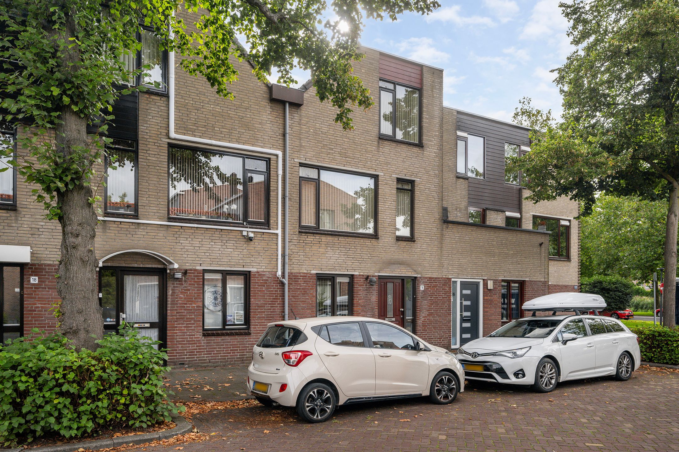 Foto van Dr. H. Bavinckplaats 16, Vlaardingen