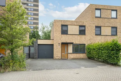 Foto van Hugo de Vriesstraat 9, Vlaardingen