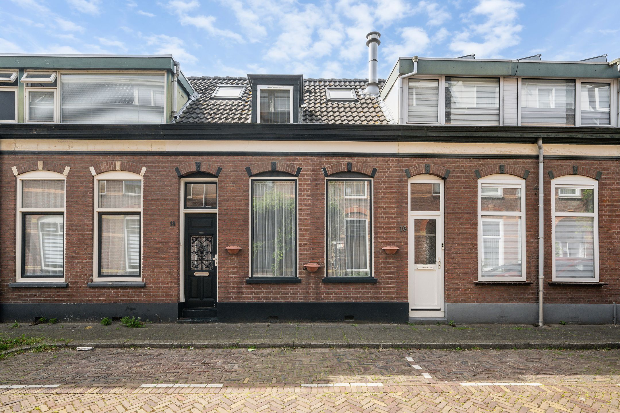 Foto van Oosterdwarsstraat 18, Vlaardingen
