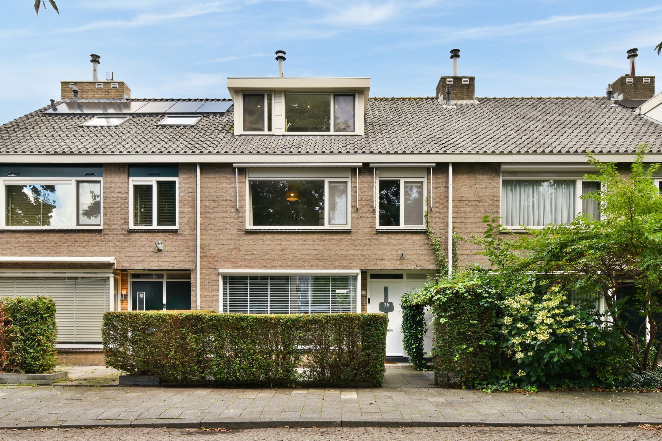 Foto van Anna van Burenstraat 36, Vlaardingen
