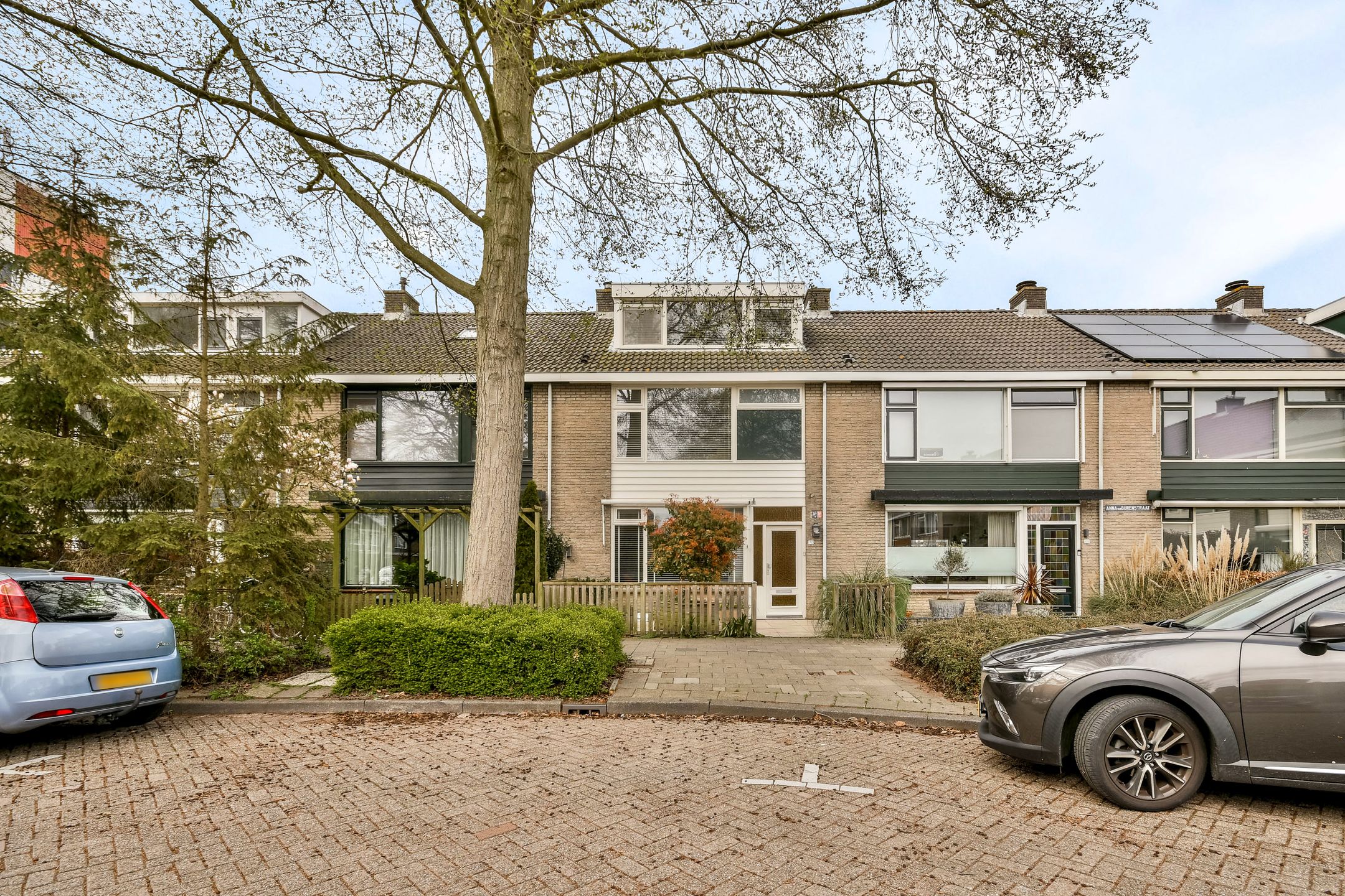 Foto van Anna van Burenstraat 70, Vlaardingen