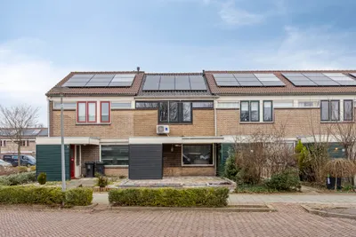 Foto van Mezenhof 34, Rozenburg